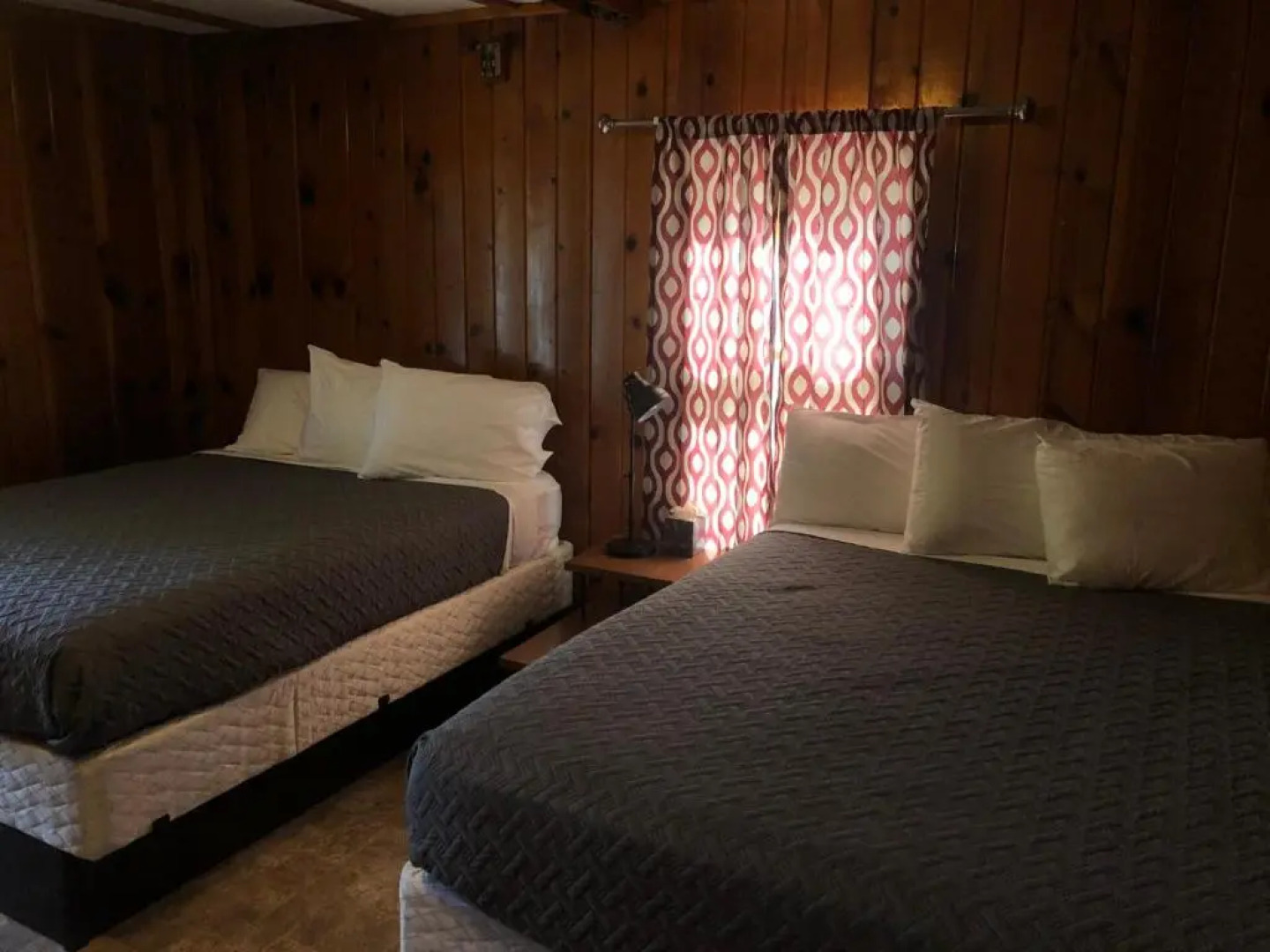 Lakeshore Fishing Cabin #5