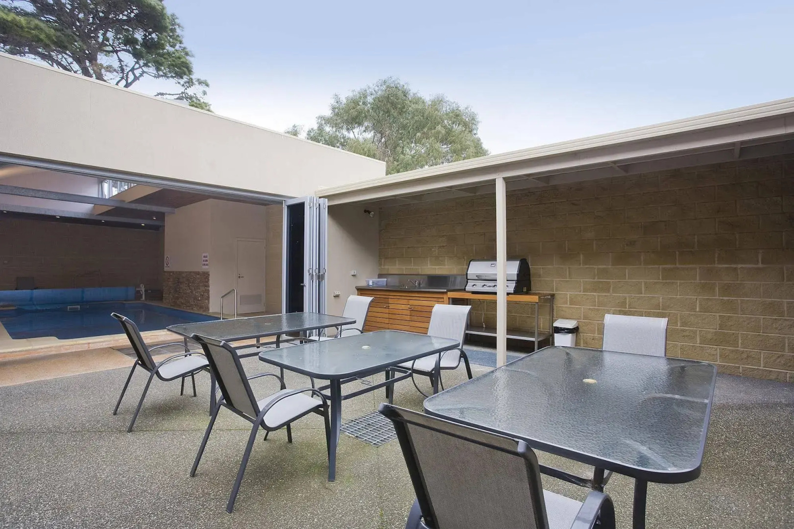 Bell Street Apartments