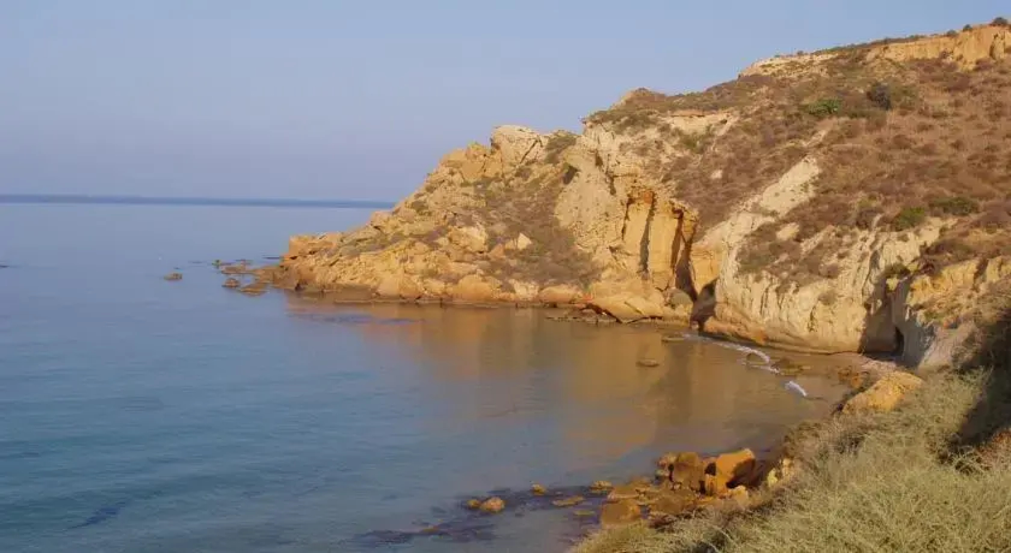 Montanabay