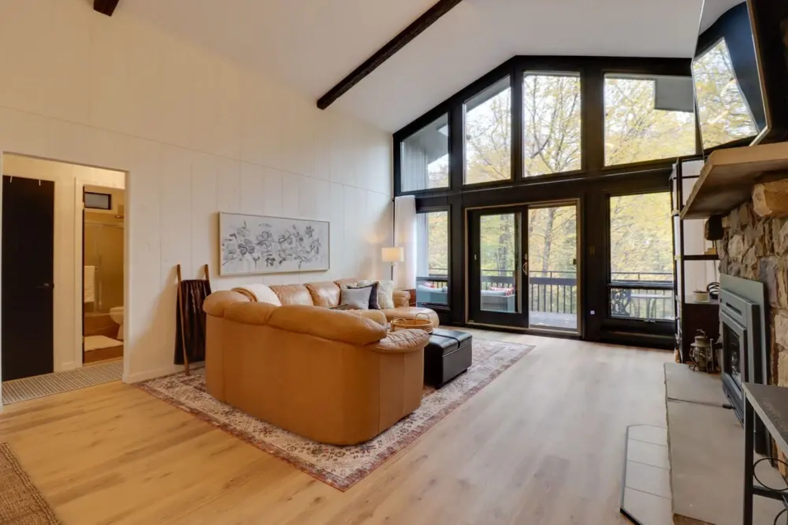 Pool, Tennis & More: Gouldsboro Getaway!