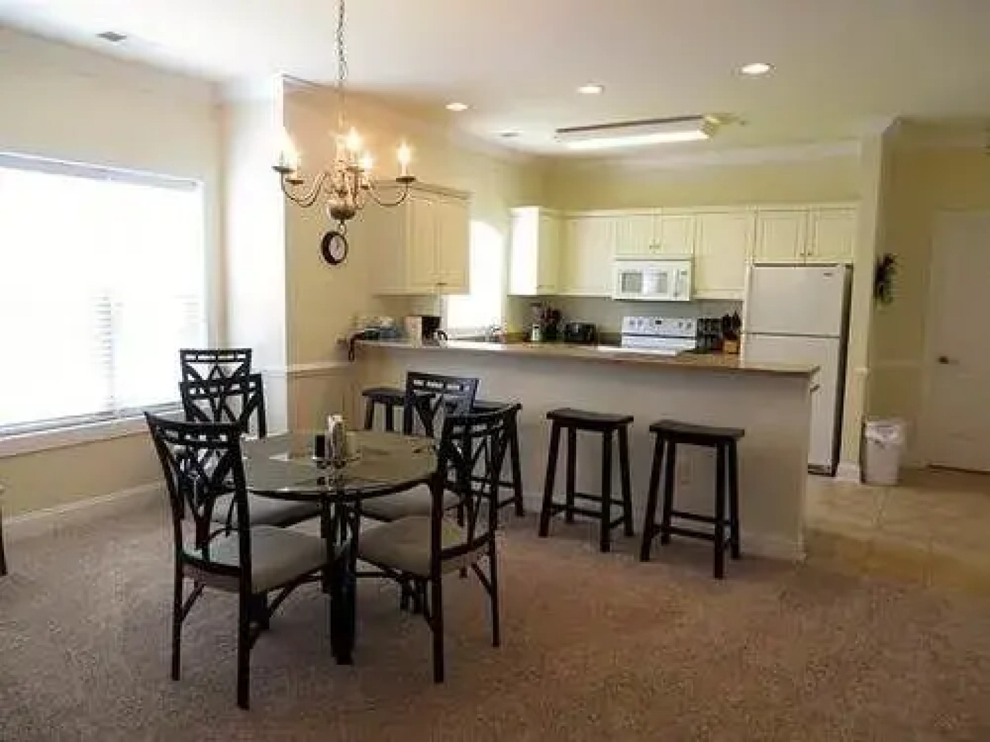 Tullamore 205 3 Br condo by RedAwning