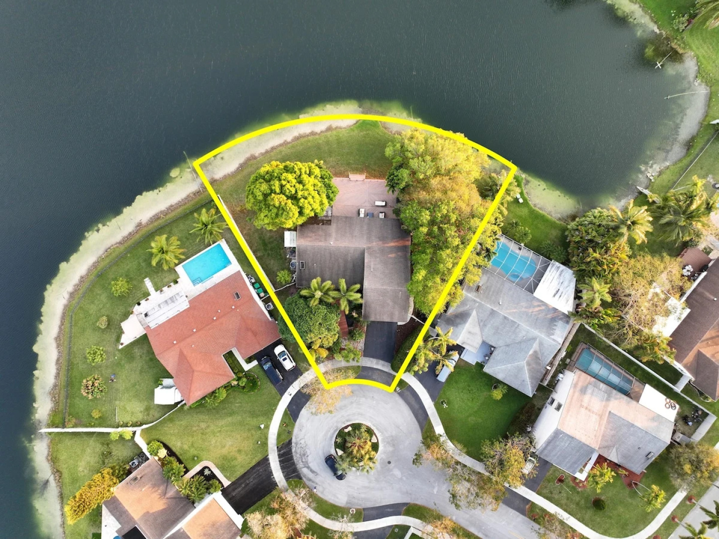 Blue stone lake home by PMI