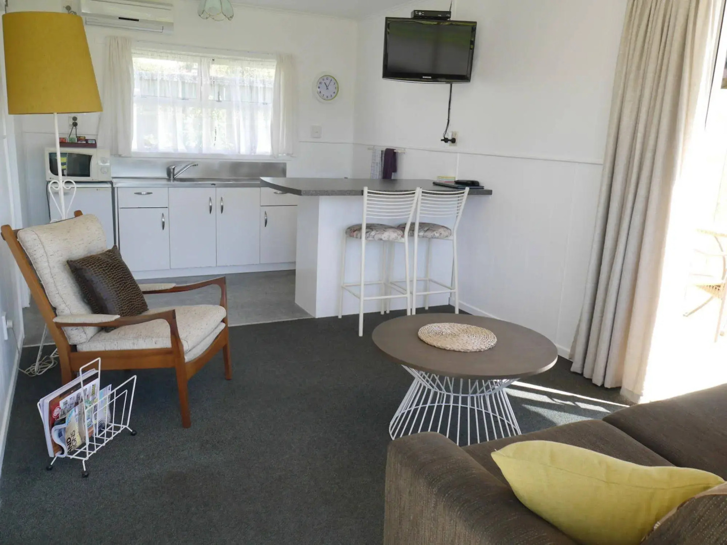 Raglan Palm Beach Motel