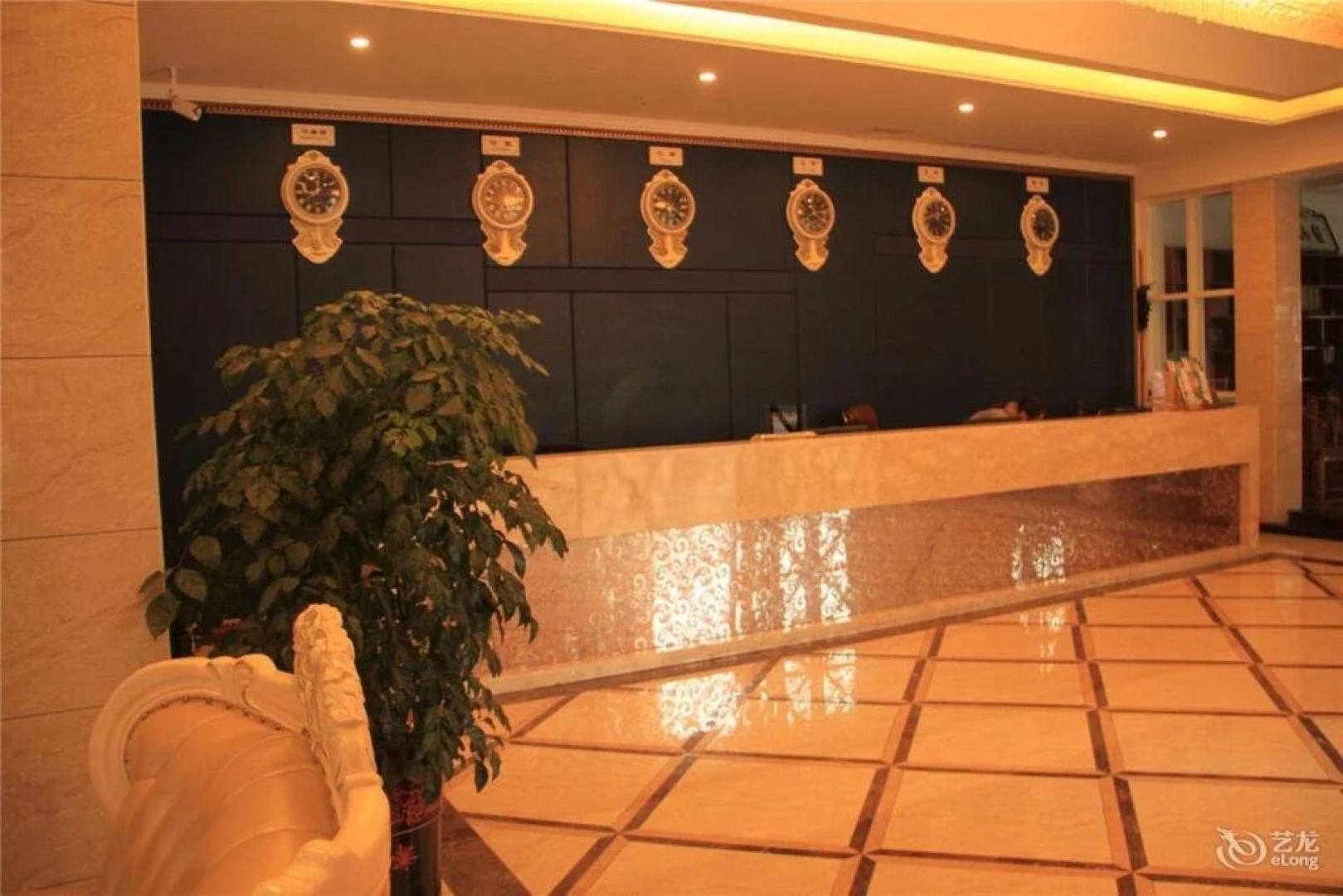 Lisun City Boutique Inn