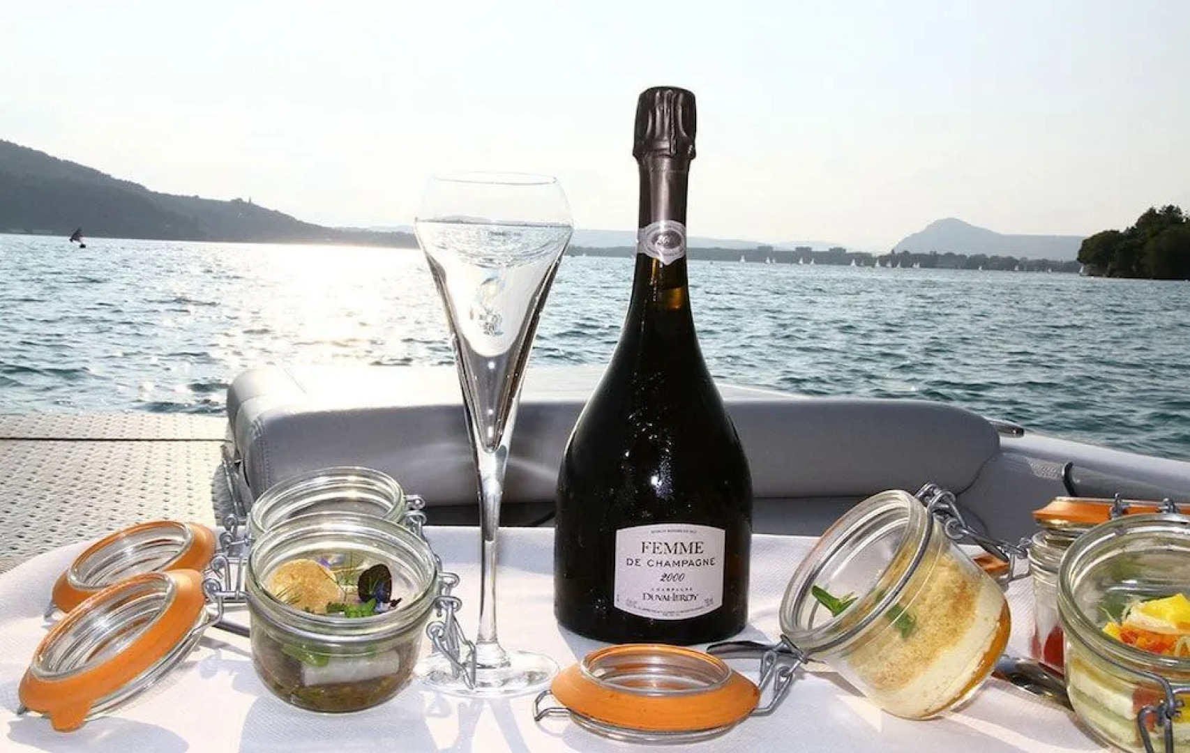 Hôtel Restaurant Yoann CONTE Bord du Lac