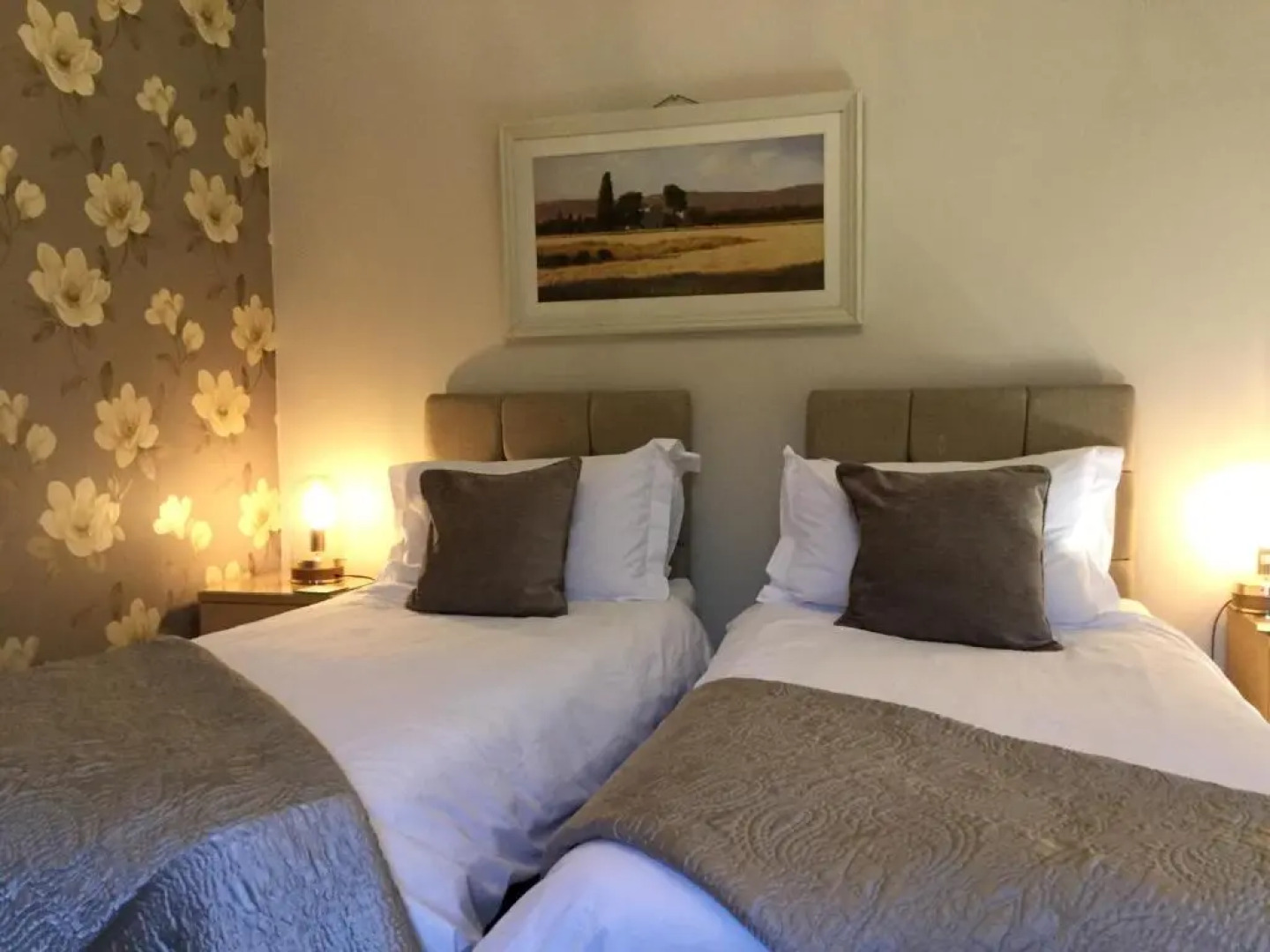 Pilkingtons Guest House Accrington