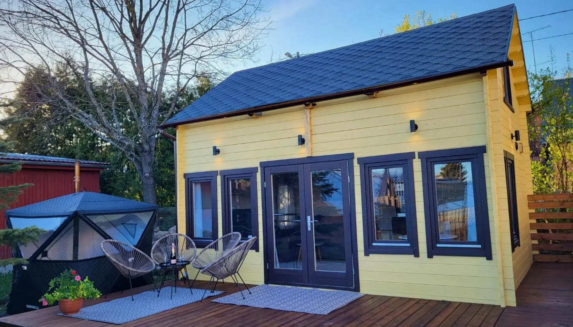 Tiny house near Viljandi lake