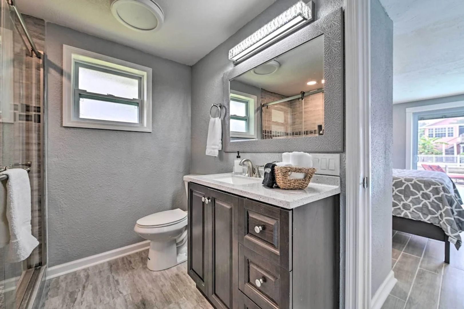 Renovated Port Richey Oasis w/ Lanai + Grill!