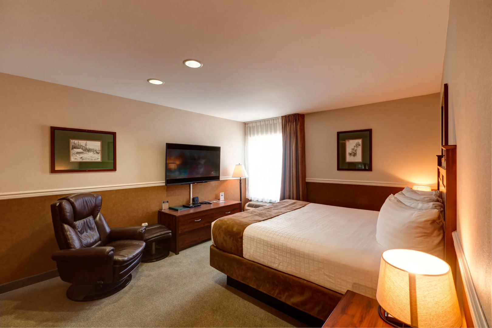 Boothill Inn And Suites