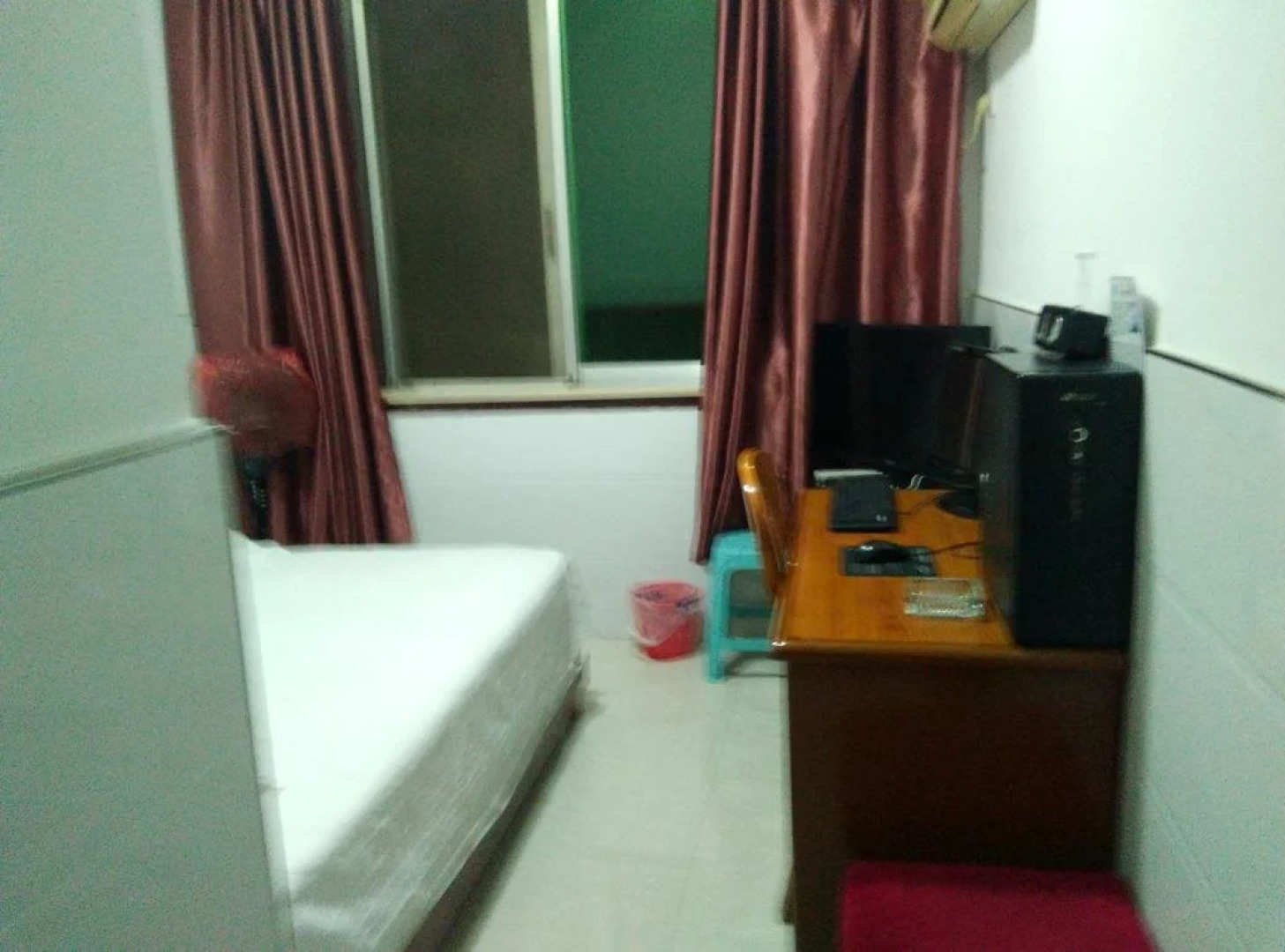 Jiujiang Hongfeng Hotel