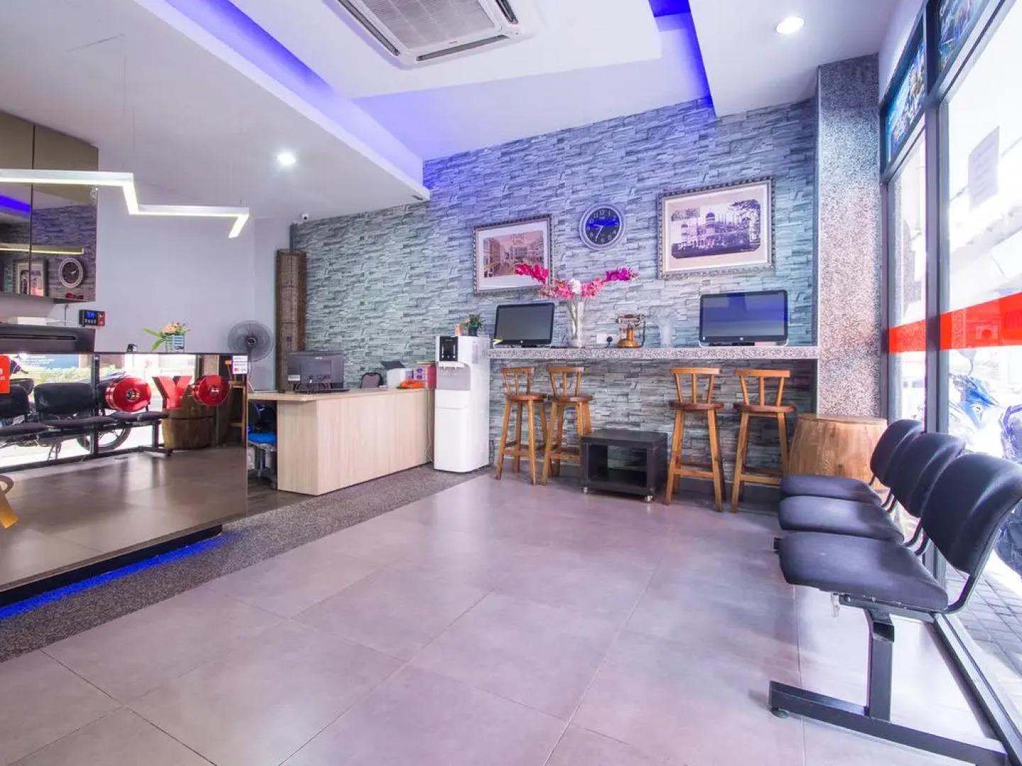 Arenaa Mountbatten Boutique Hotel