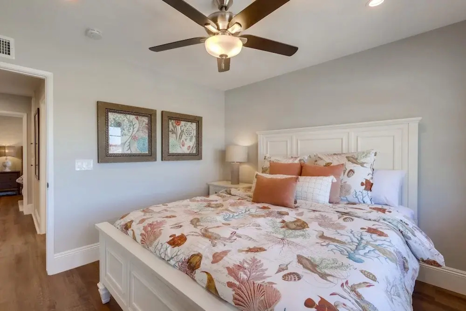 Gorgeous Upgraded 5 Bedroom & 3 Bath Home with pool