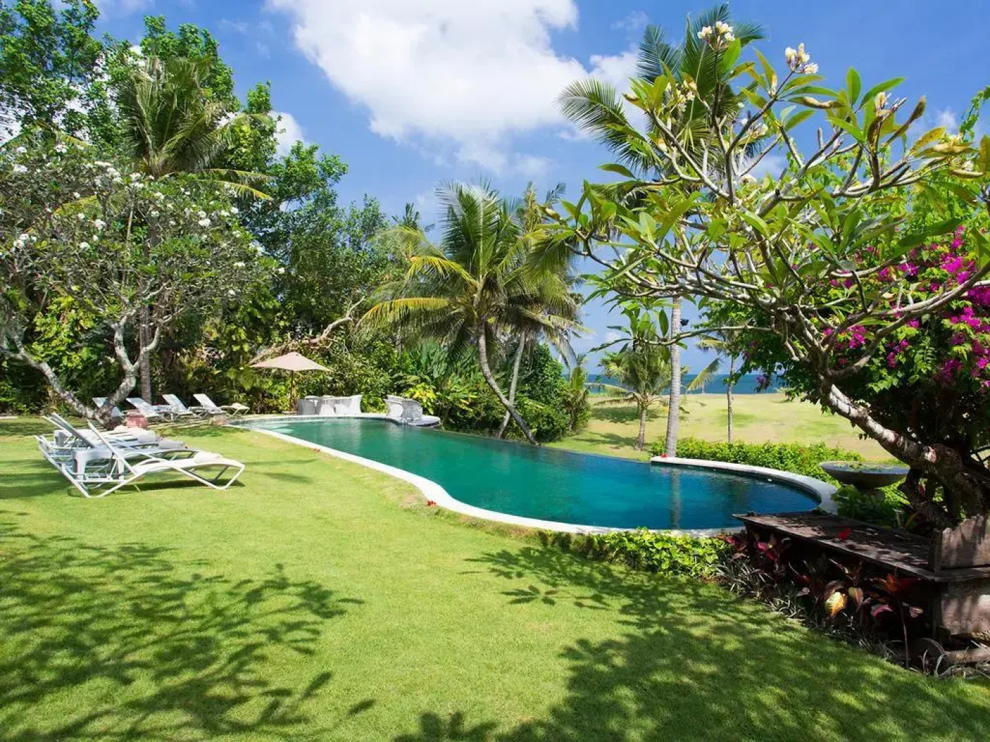 Sungai Tinggi Beach Villa