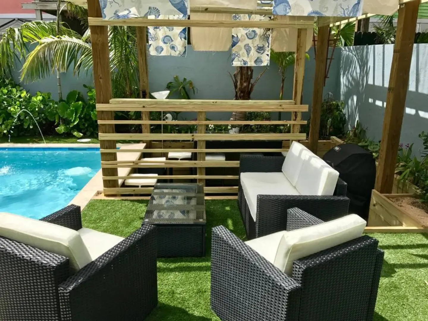 Tropical Garden Bungalow B