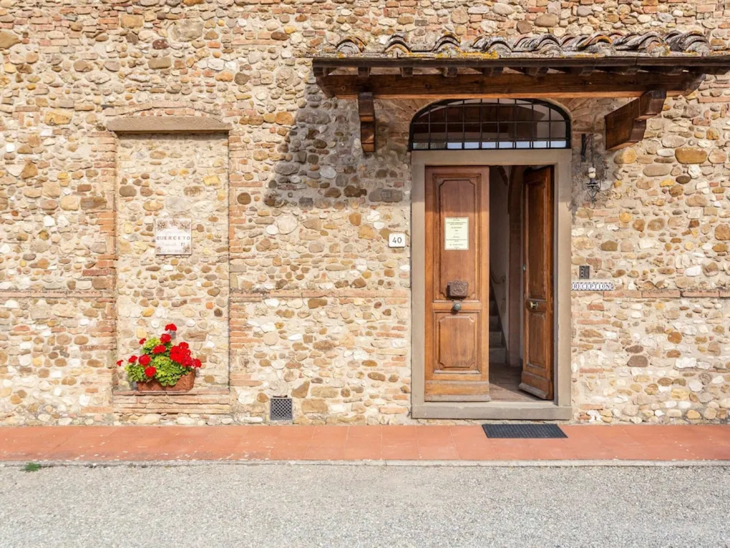 Tuscan Cottage With 2 Pools