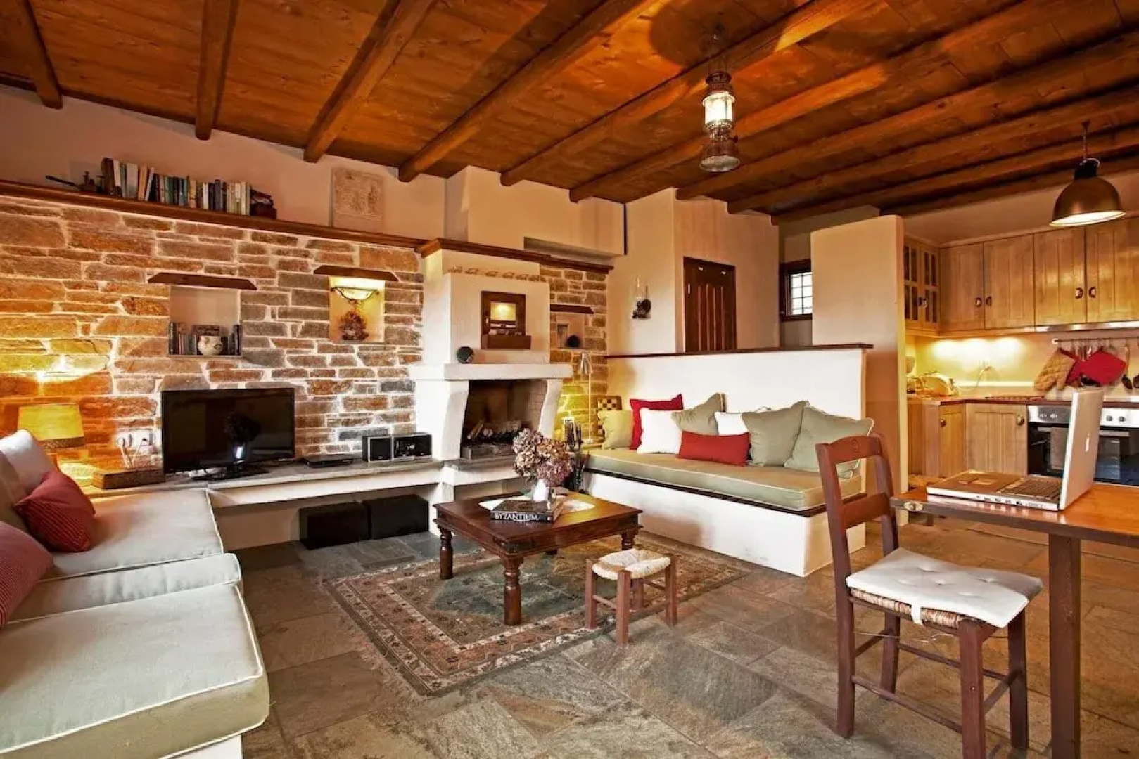 Pelion Homes Villa Dioni Cooling Pool 2 Rooms