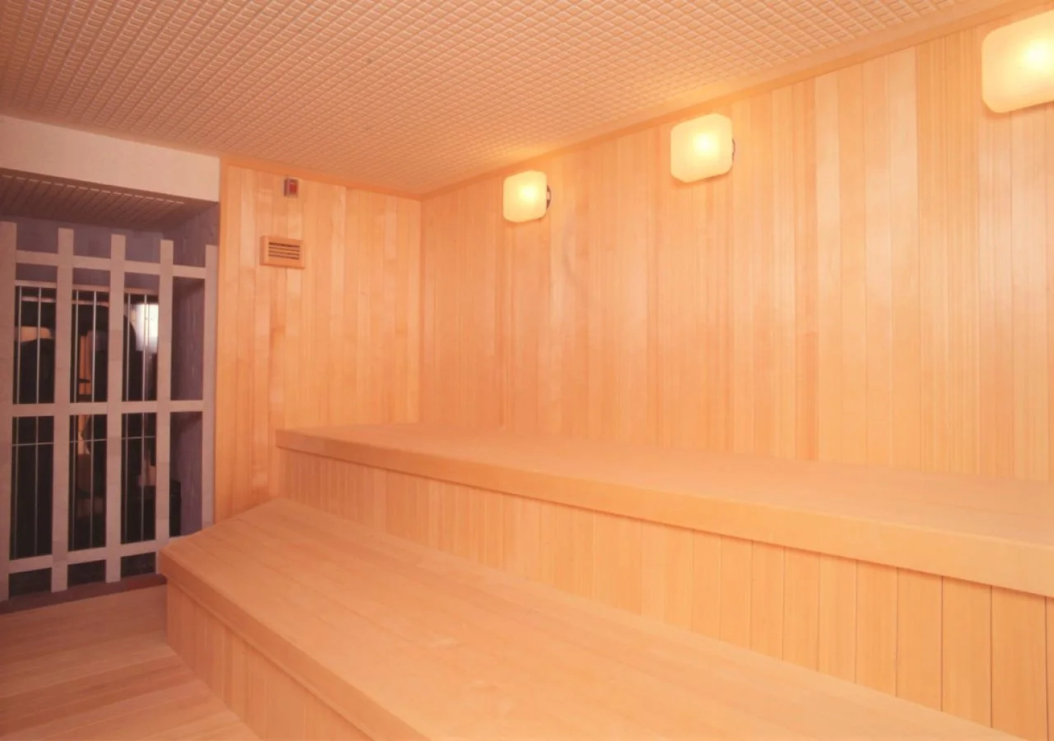 Ichimanri Hotel Golden Century