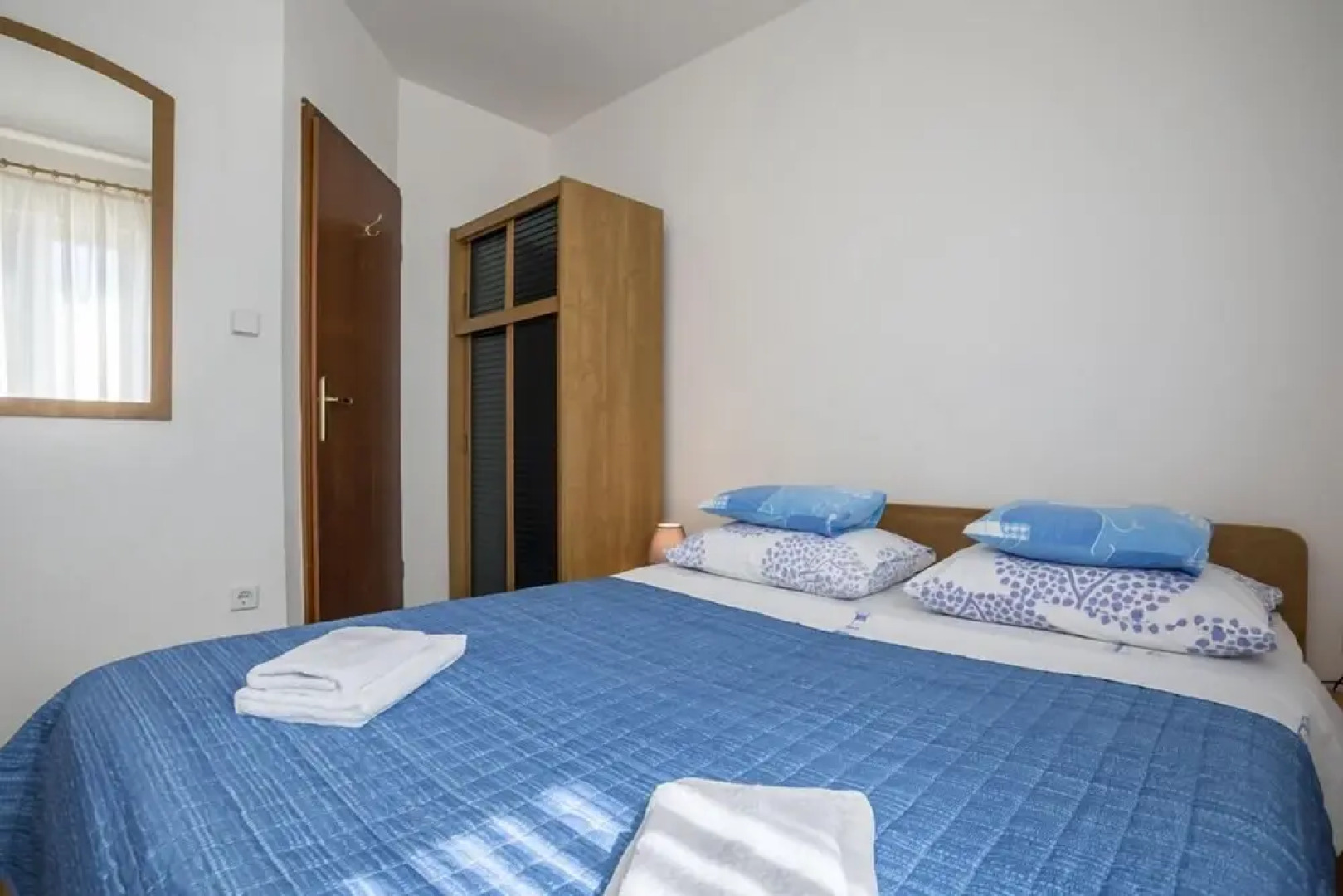 Bol Apartments Gospojica