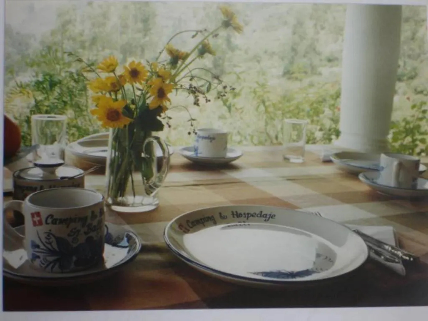 Swiss Chalet with Private Kitchen near Lima