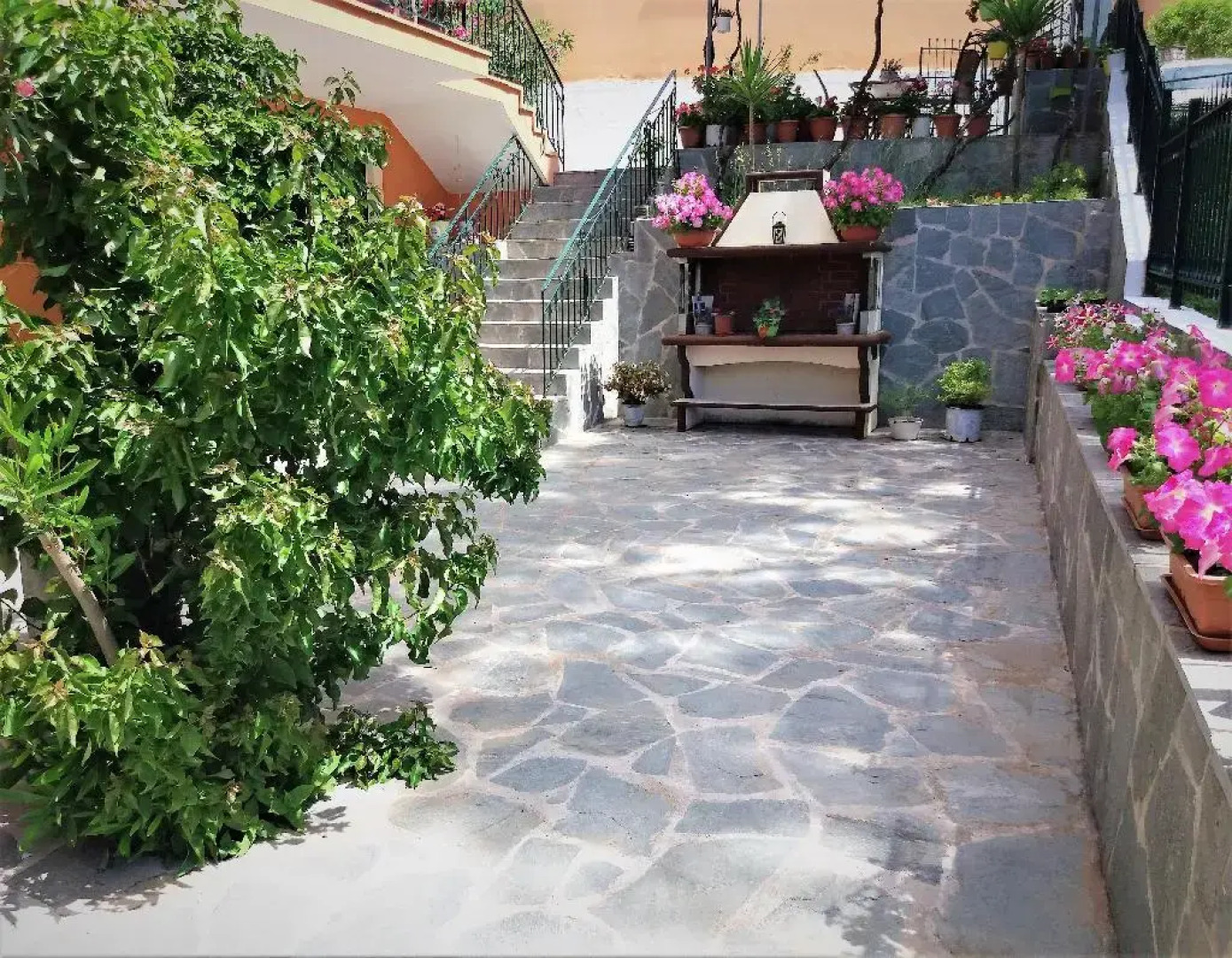 Ziogas Luxury Apartment's