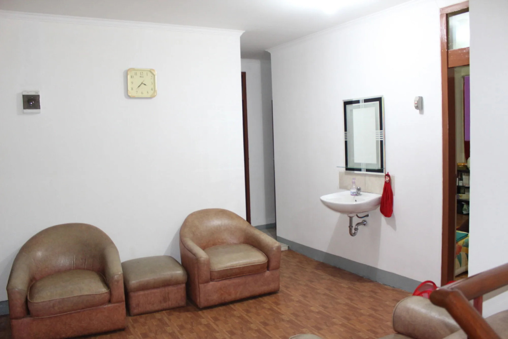 De Sun Pasteur Guest House by HouseinBandung