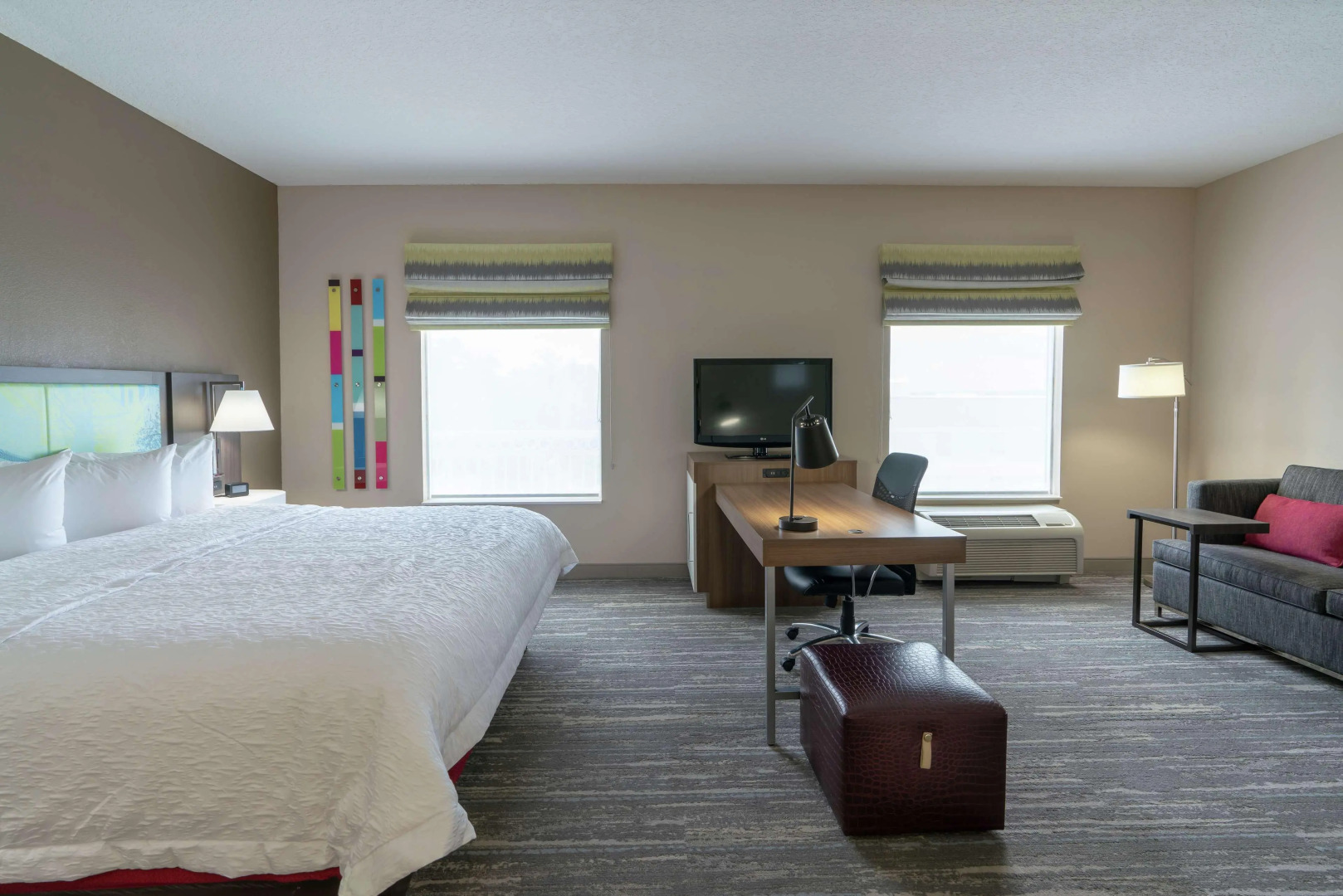 Отель Hampton Inn & Suites Lake City