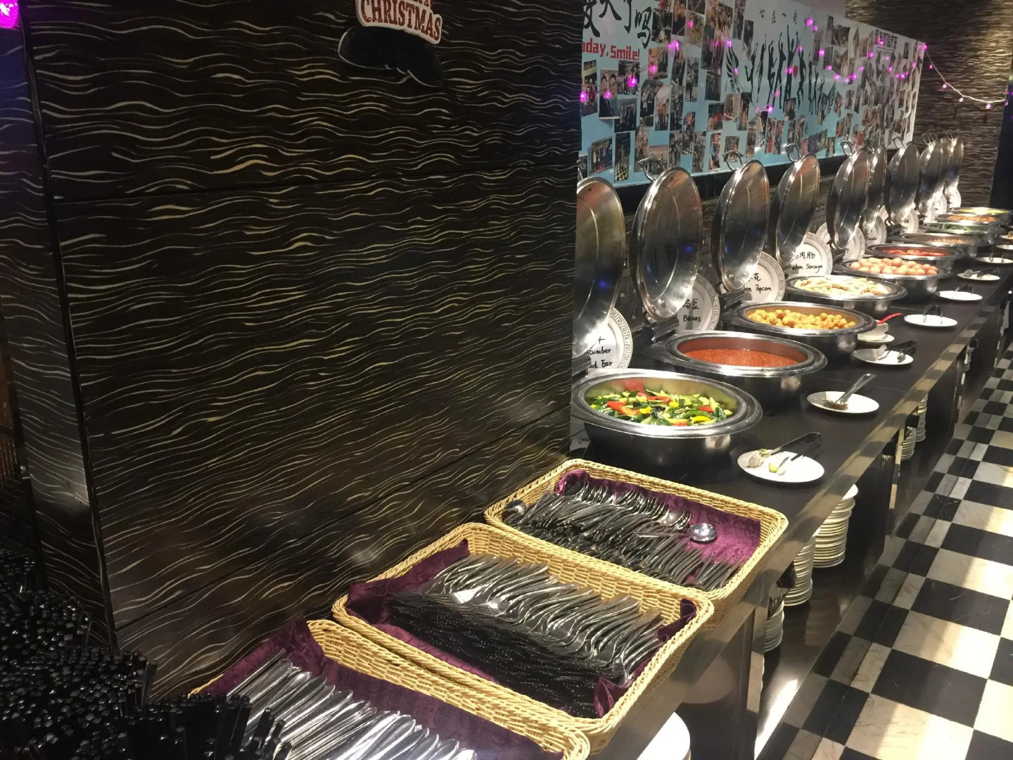 La Perle International Hotel - Free shuttle between hotel and Exhibition Center during Canton Fair & Exhibitor registration Counter