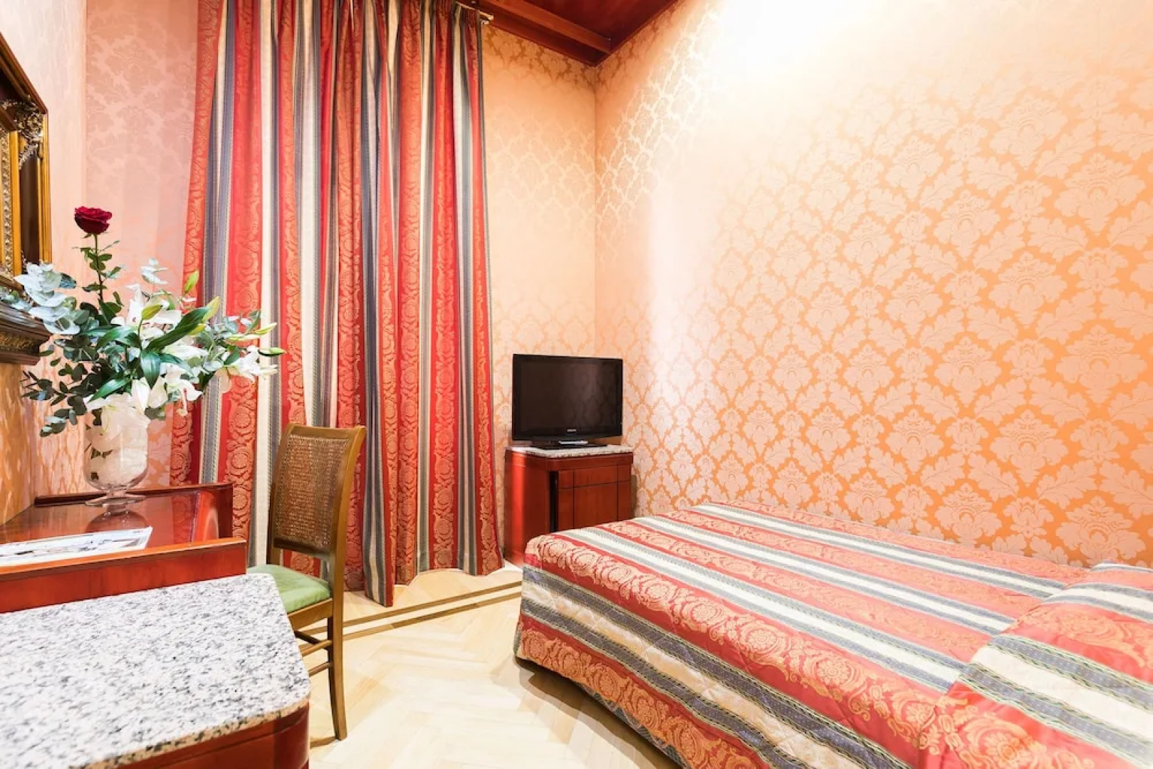 Hotel Galles