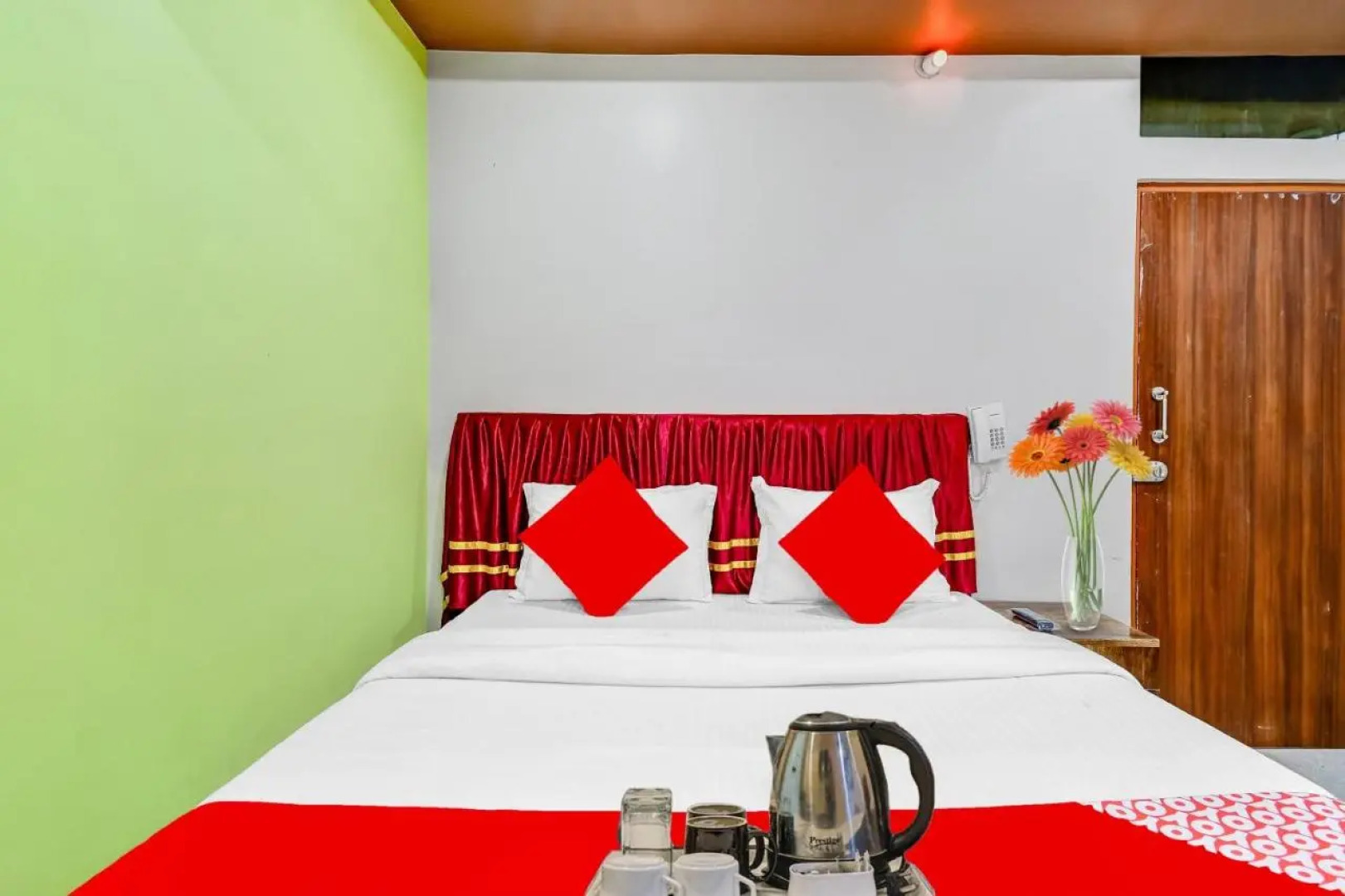 OYO 88242 Hotel Deux