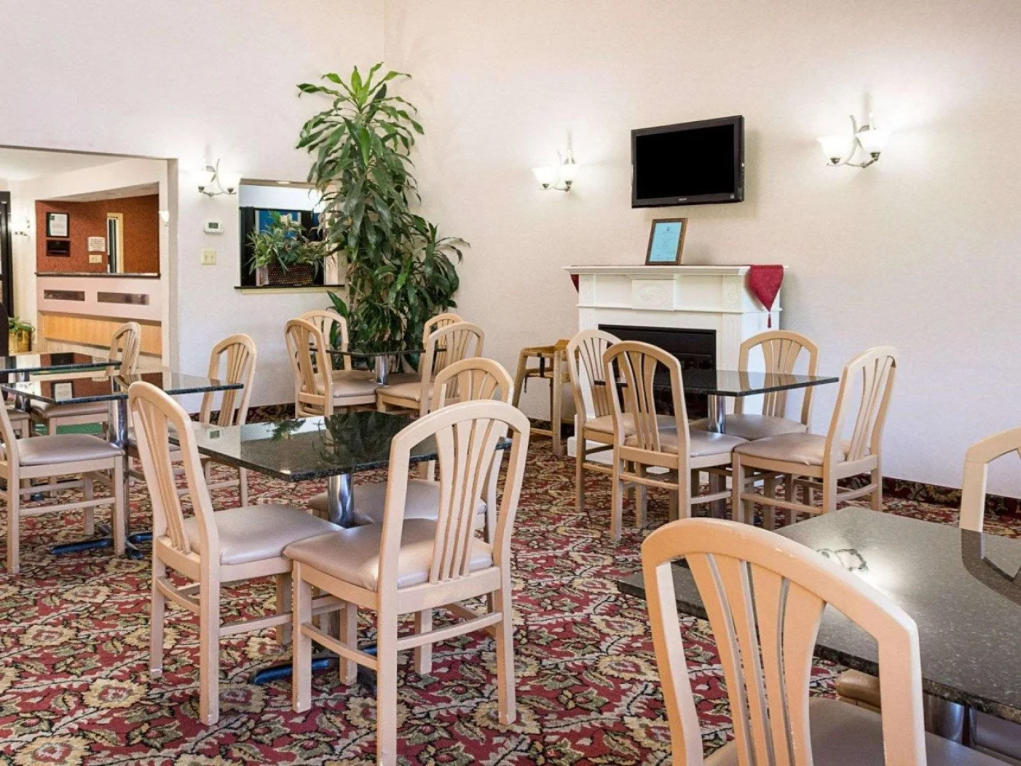 Quality Inn Petersburg Fort Lee Area