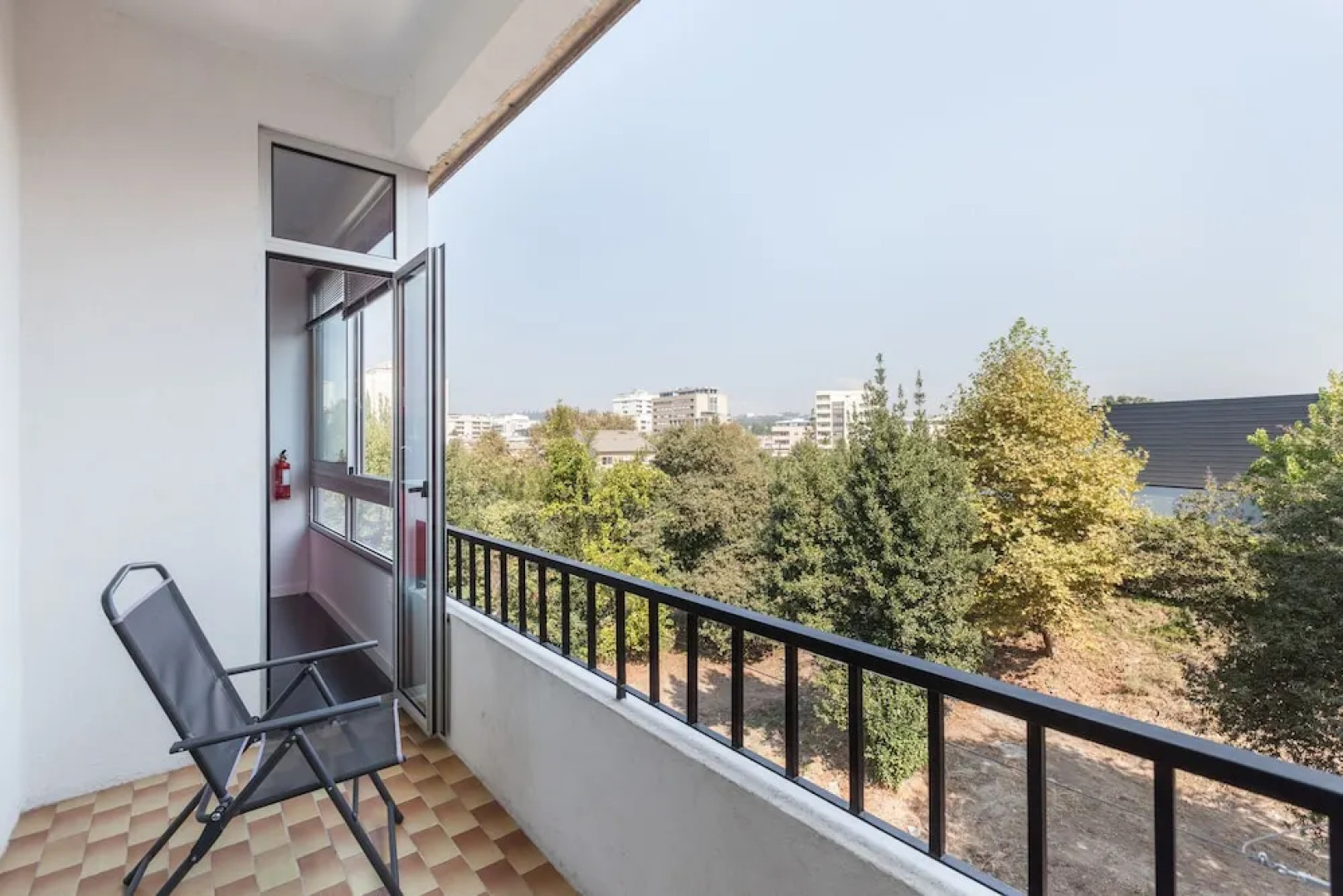 Feel at Home - Private Parking