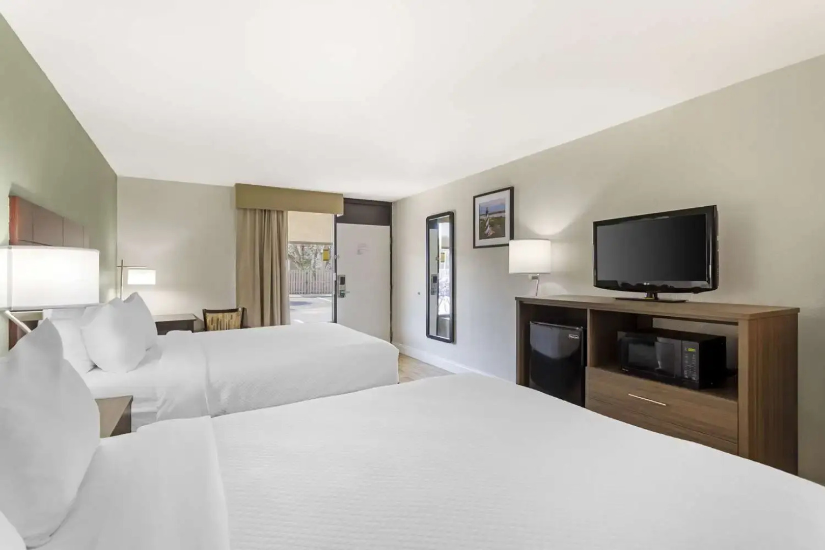 Quality Inn & Suites St Augustine Beach Area