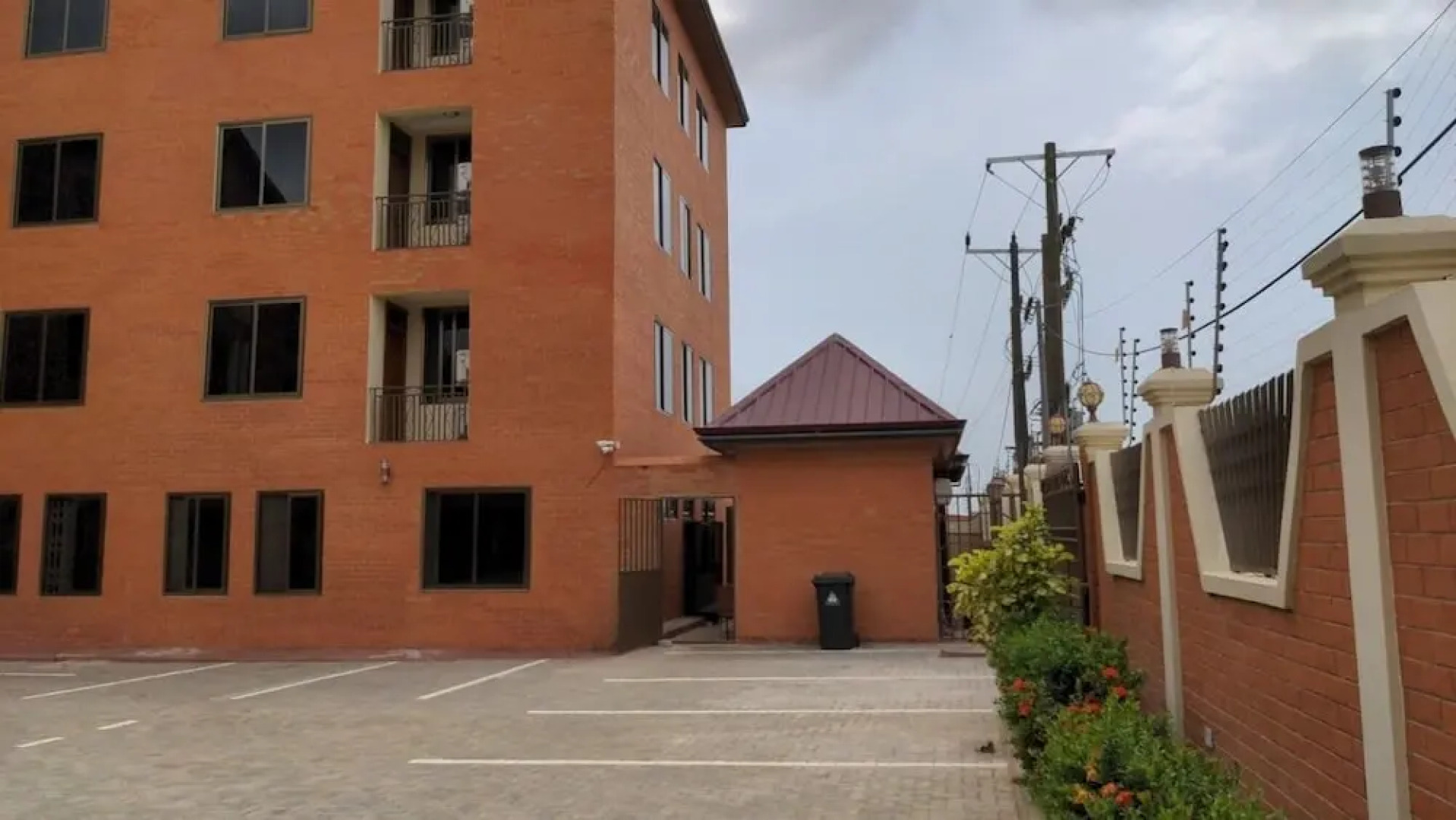 PUWU Hospitality Center