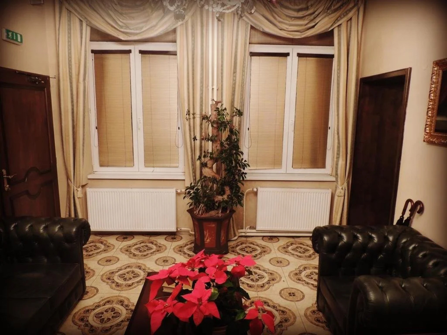 Boutique Hotel Empress