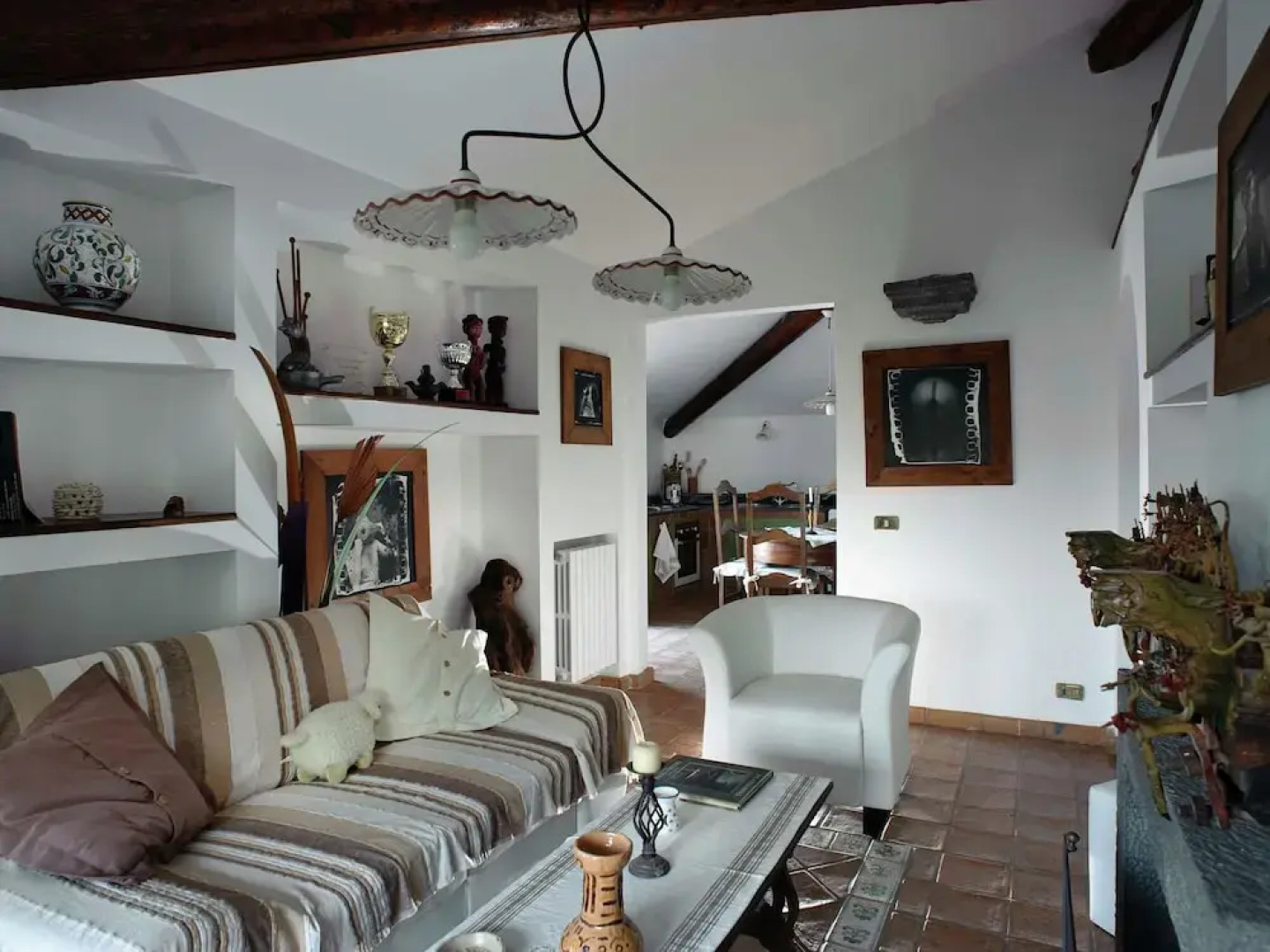 Beautiful Apartment in Beautiful Hamlet Attractive Decor and Communal Pool