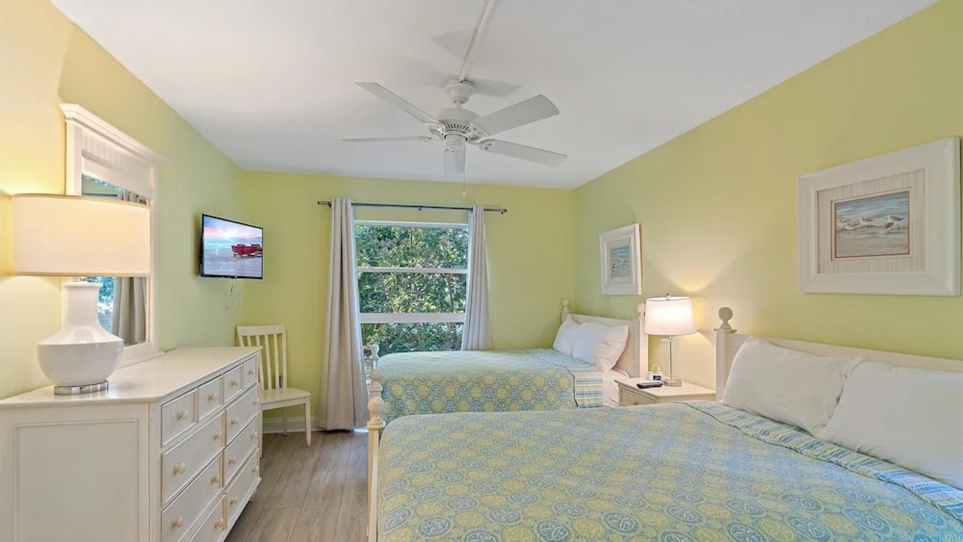 Pura Vida Two 2 Bedroom Condo by RedAwning