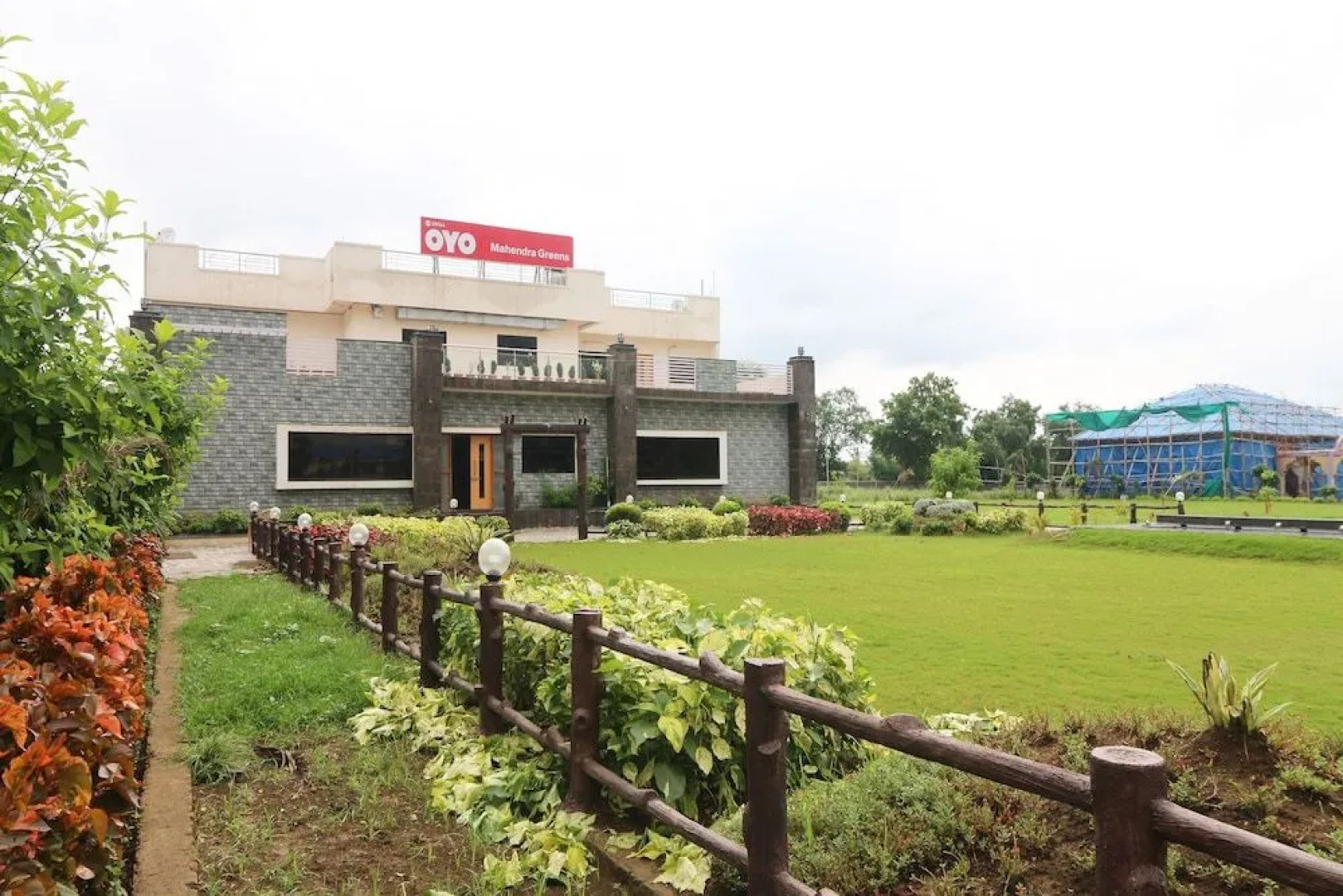 OYO Flagship 39764 Mahendra Greens