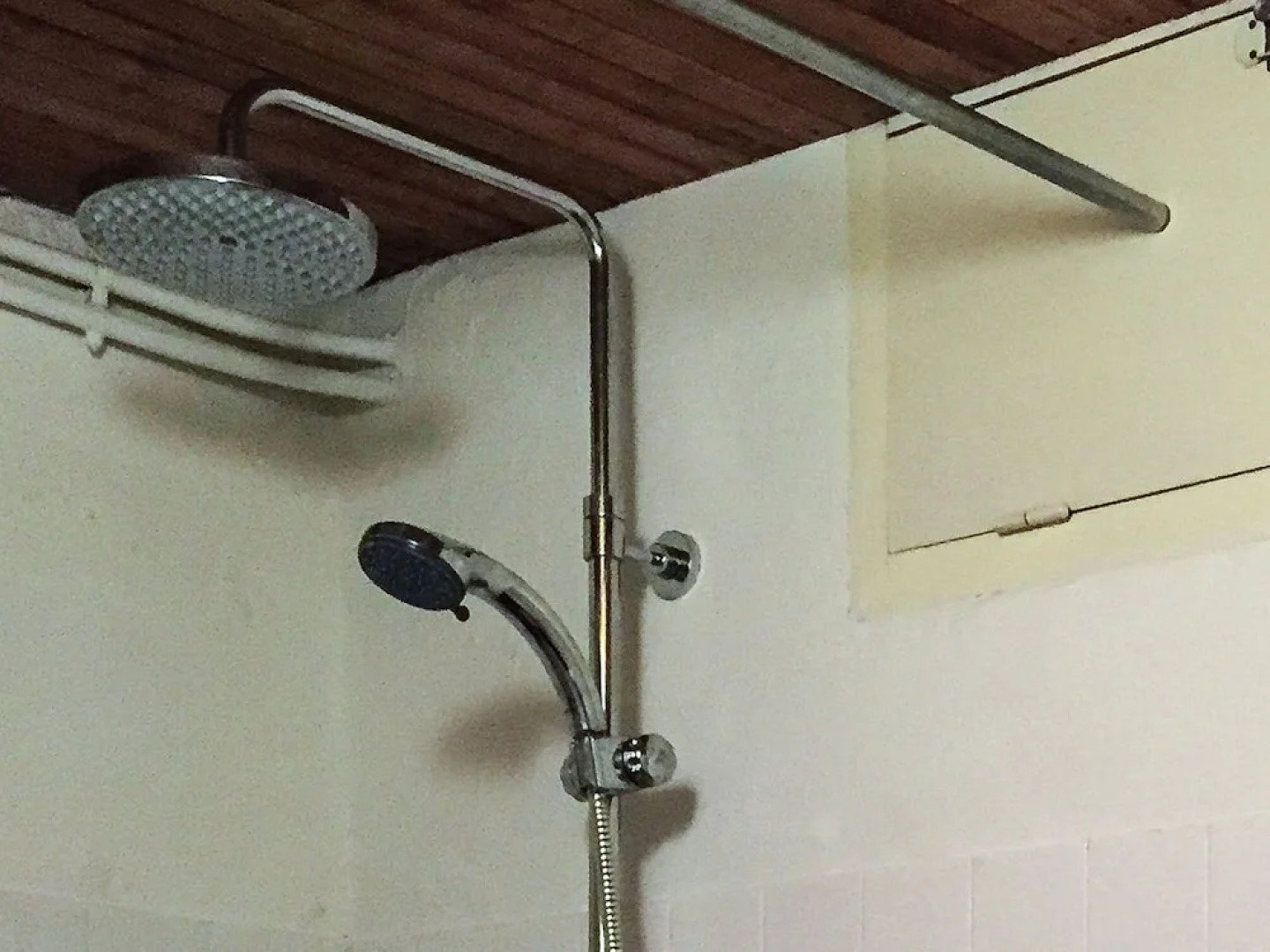 Spacious Farmhouse with private garden in Saint-Cybranet