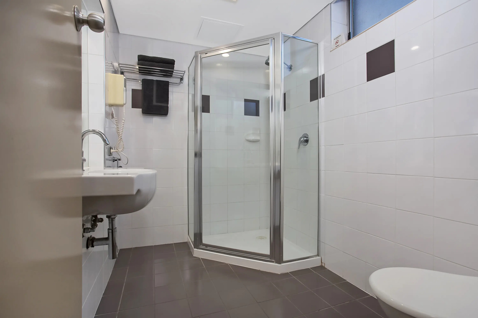 Comfort Inn On Raglan