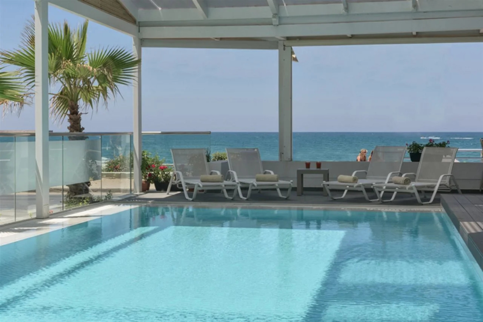 Swell Boutique Hotel