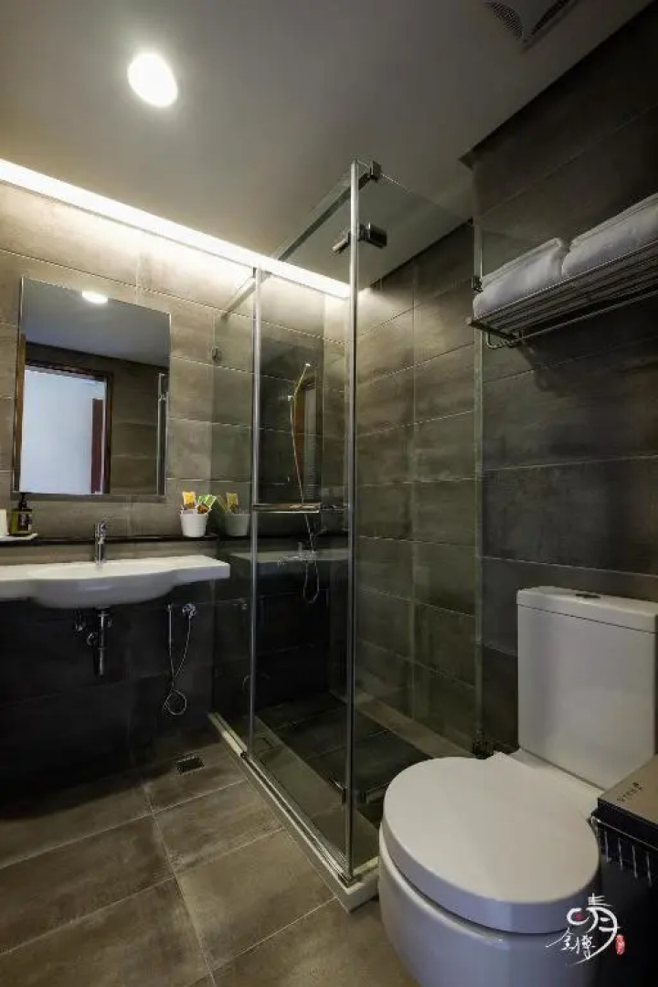 Moonlit Seaview Homestay