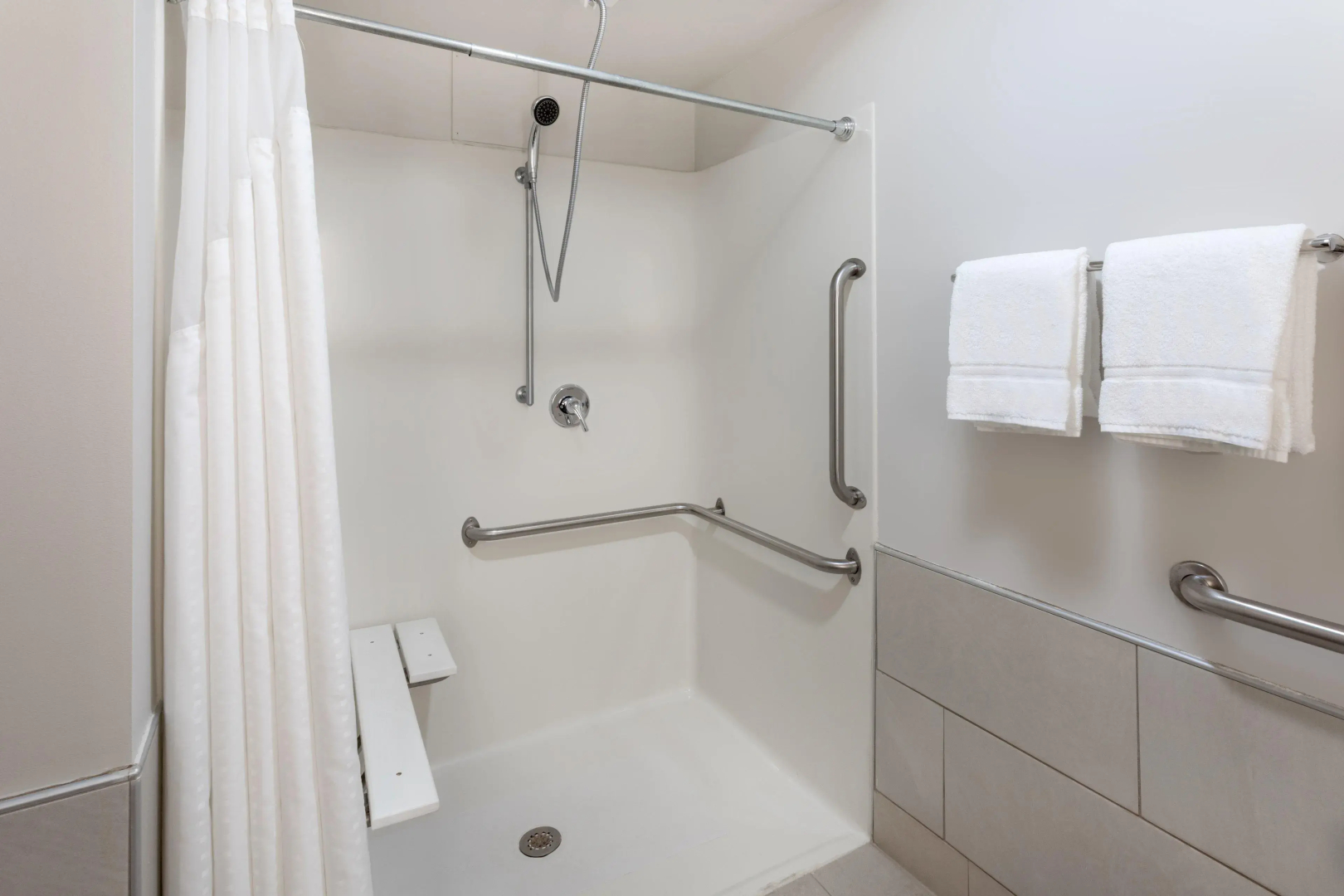 Holiday Inn Express Hotel & Suites Downtown Minneapolis by IHG