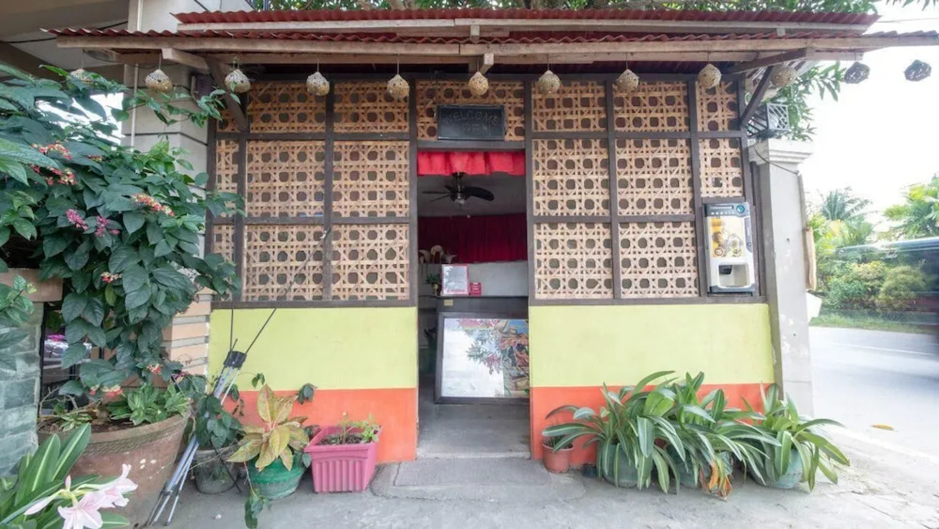 RedDoorz near Manlurip Rotonda Tacloban