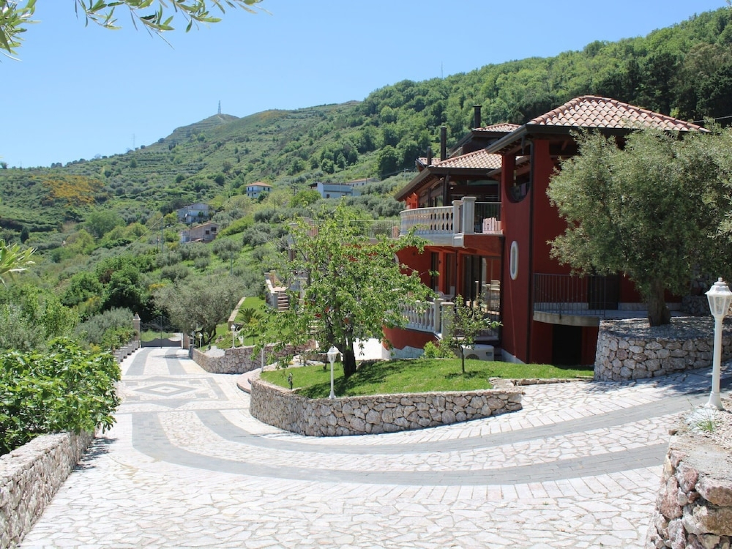Divine Holiday Home in Giosa Marea with Sauna & Hot Tub