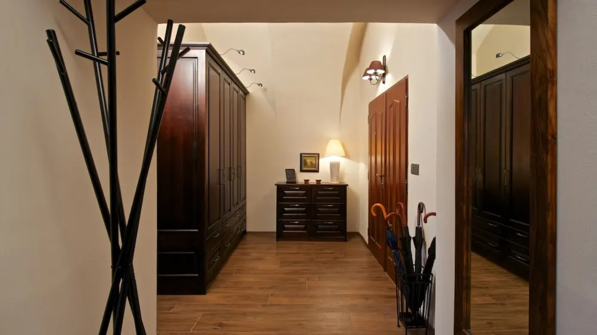 Redfoxapartment Central