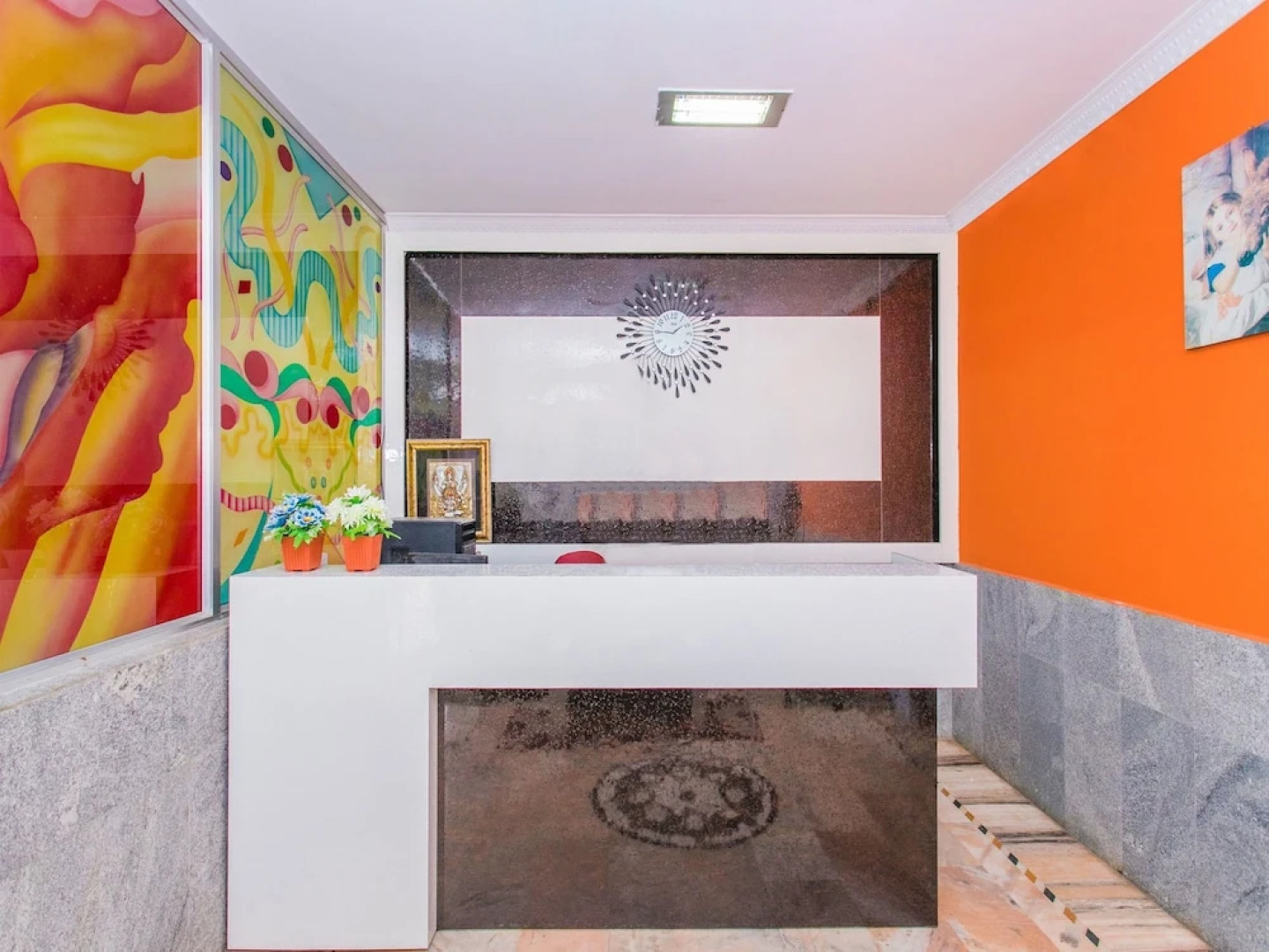 OYO 16572 Pk Suites Inn