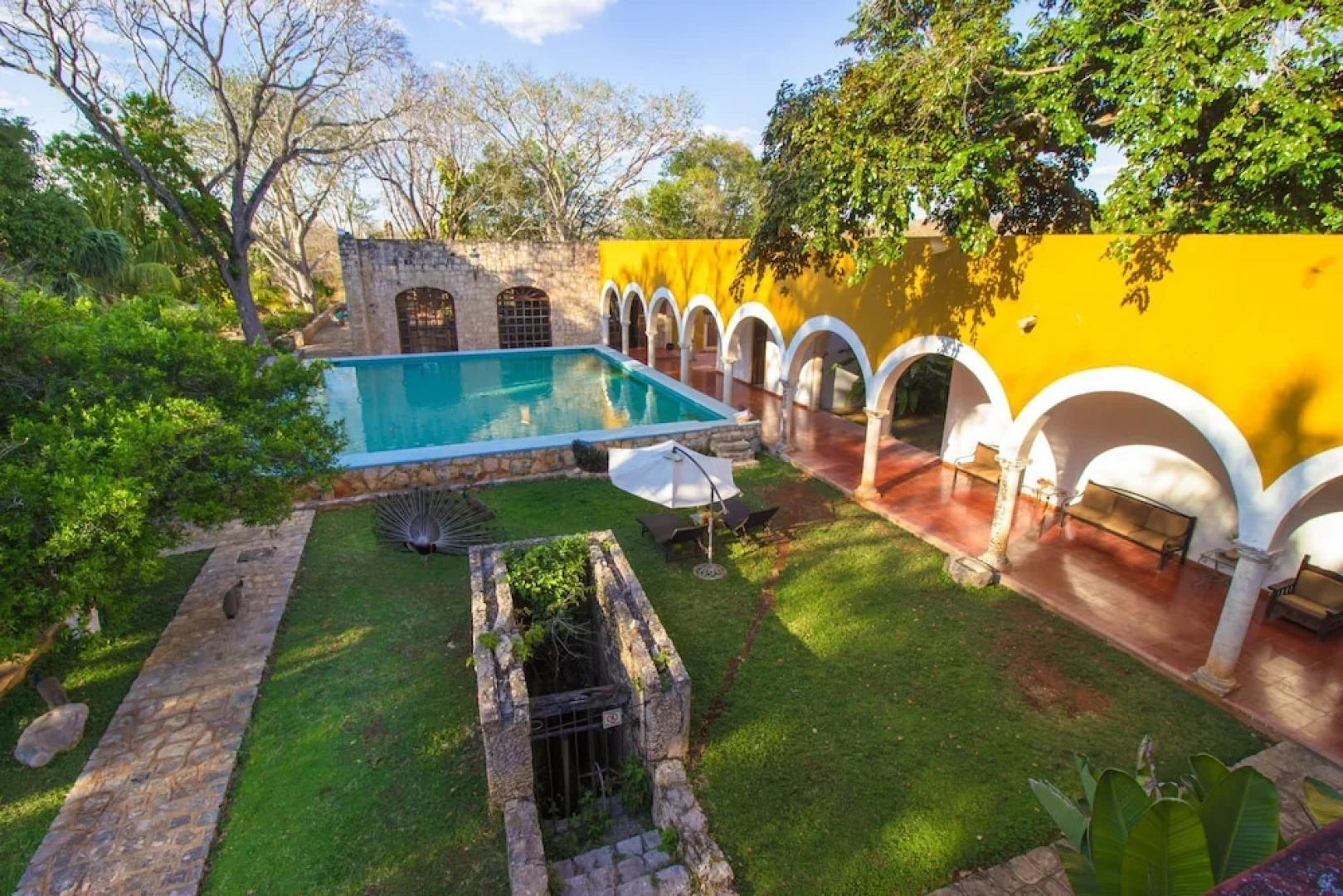 HACIENDA HISTÓRICA Blanca Flor Del Siglo XVI