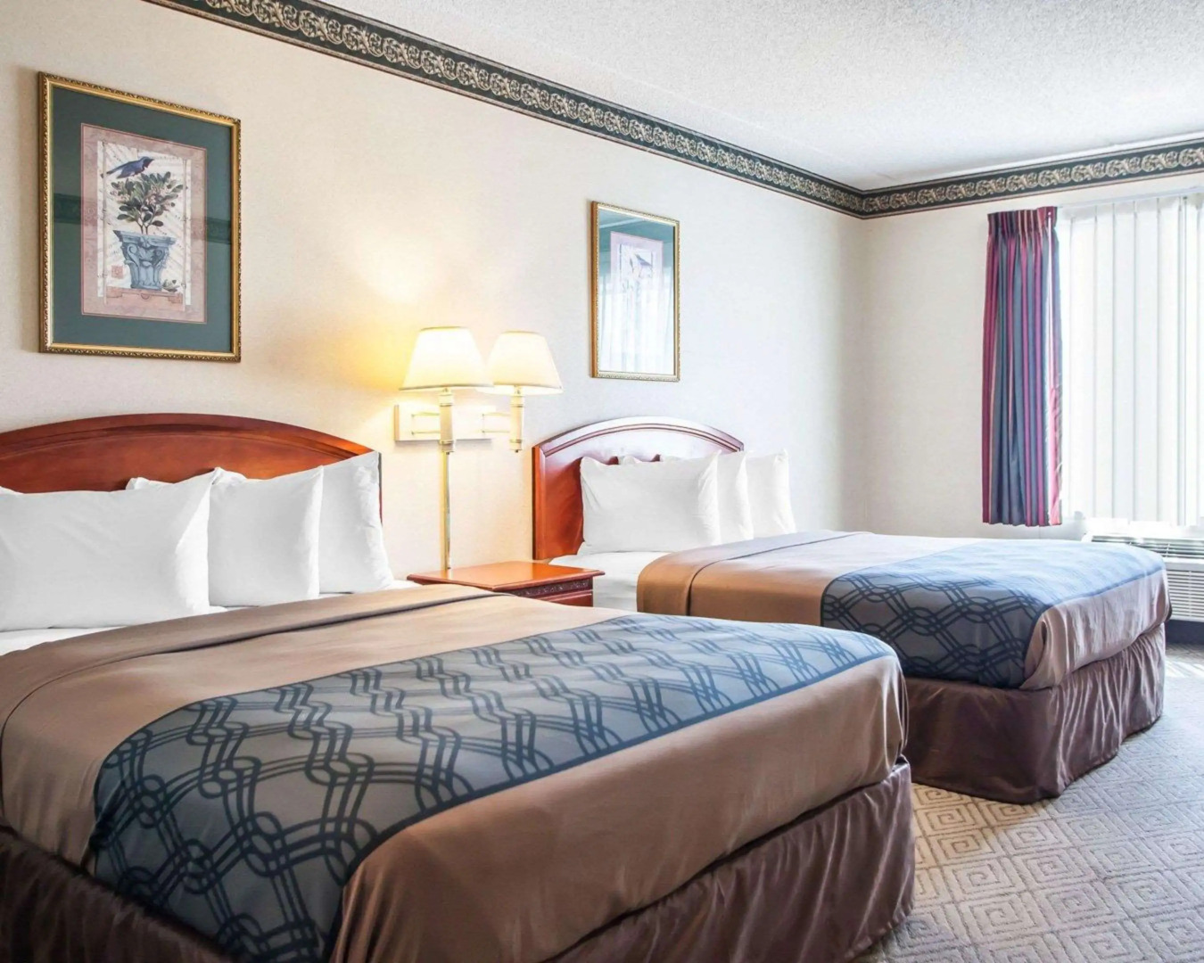 Rodeway Inn & Suites Milwaukee Airport