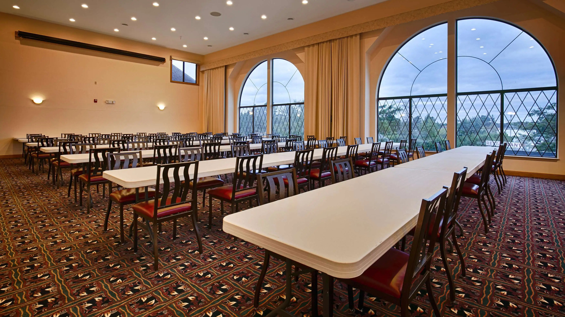 Best Western Plus Dockside Waterfront Inn