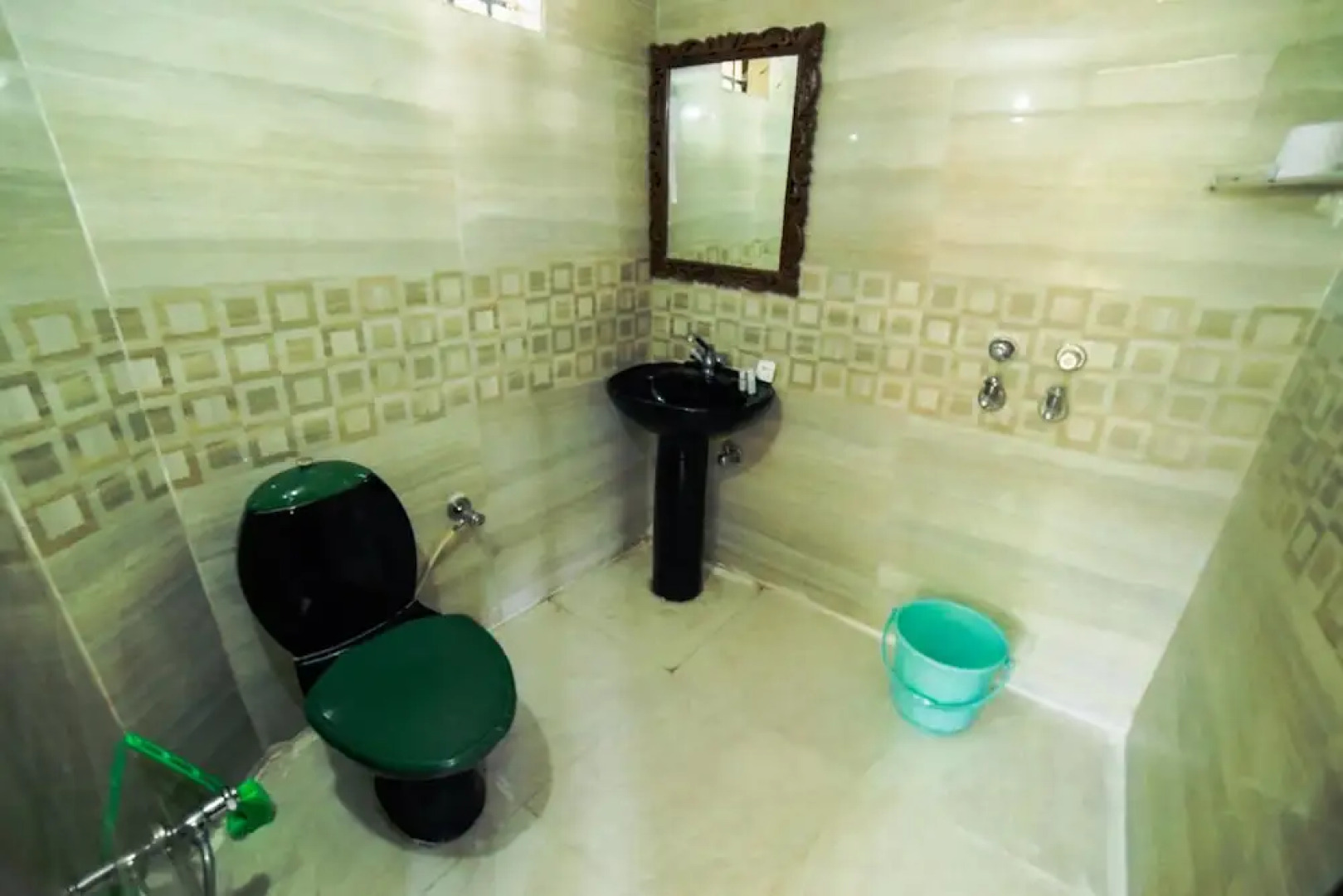 Swiss Cottage and Spa by Salvus